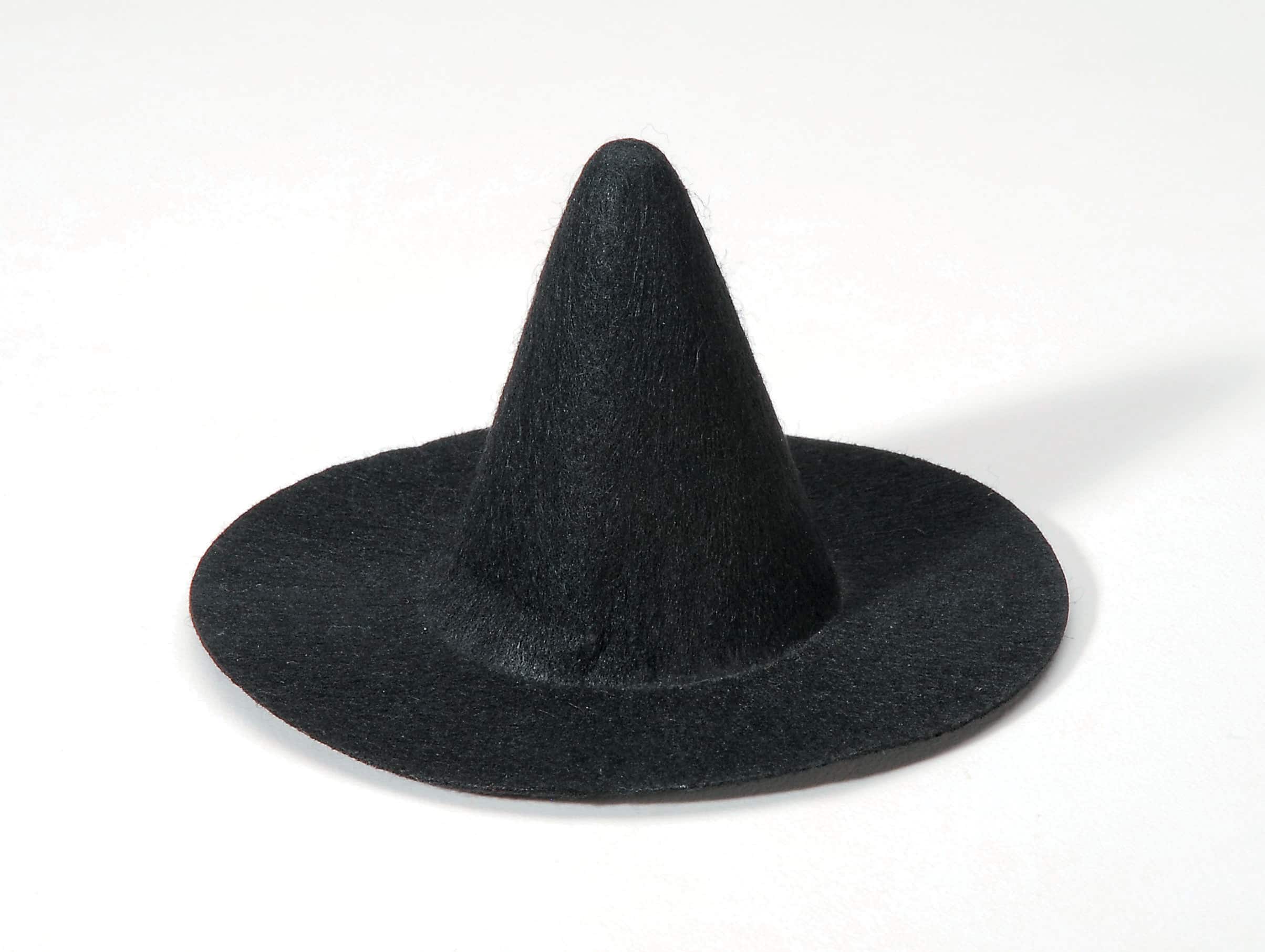 black witch hat