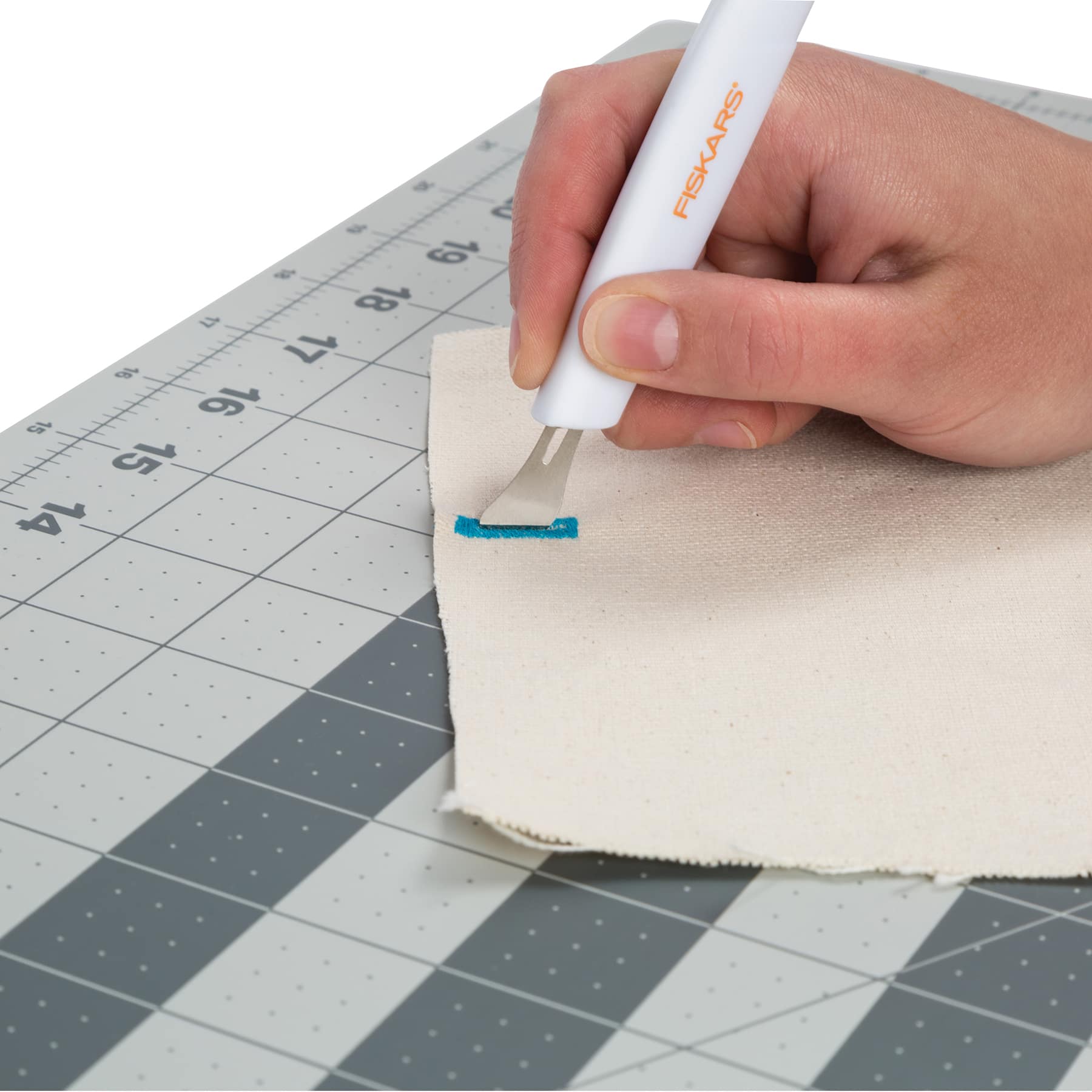 6 Pack: Fiskars® Easy Blade Change Fabric Knife