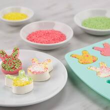 Featured image of post Wilton Candy Melts Michaels Melted wilton candy melts aren t pourable on their own