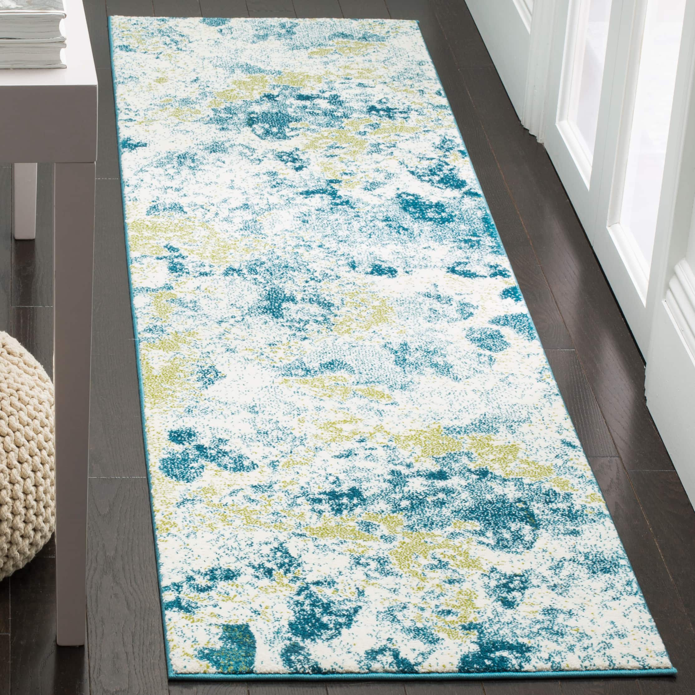 Water Color Contemporary 2&#x27;-2&#x22; X 8&#x27; Area Rug