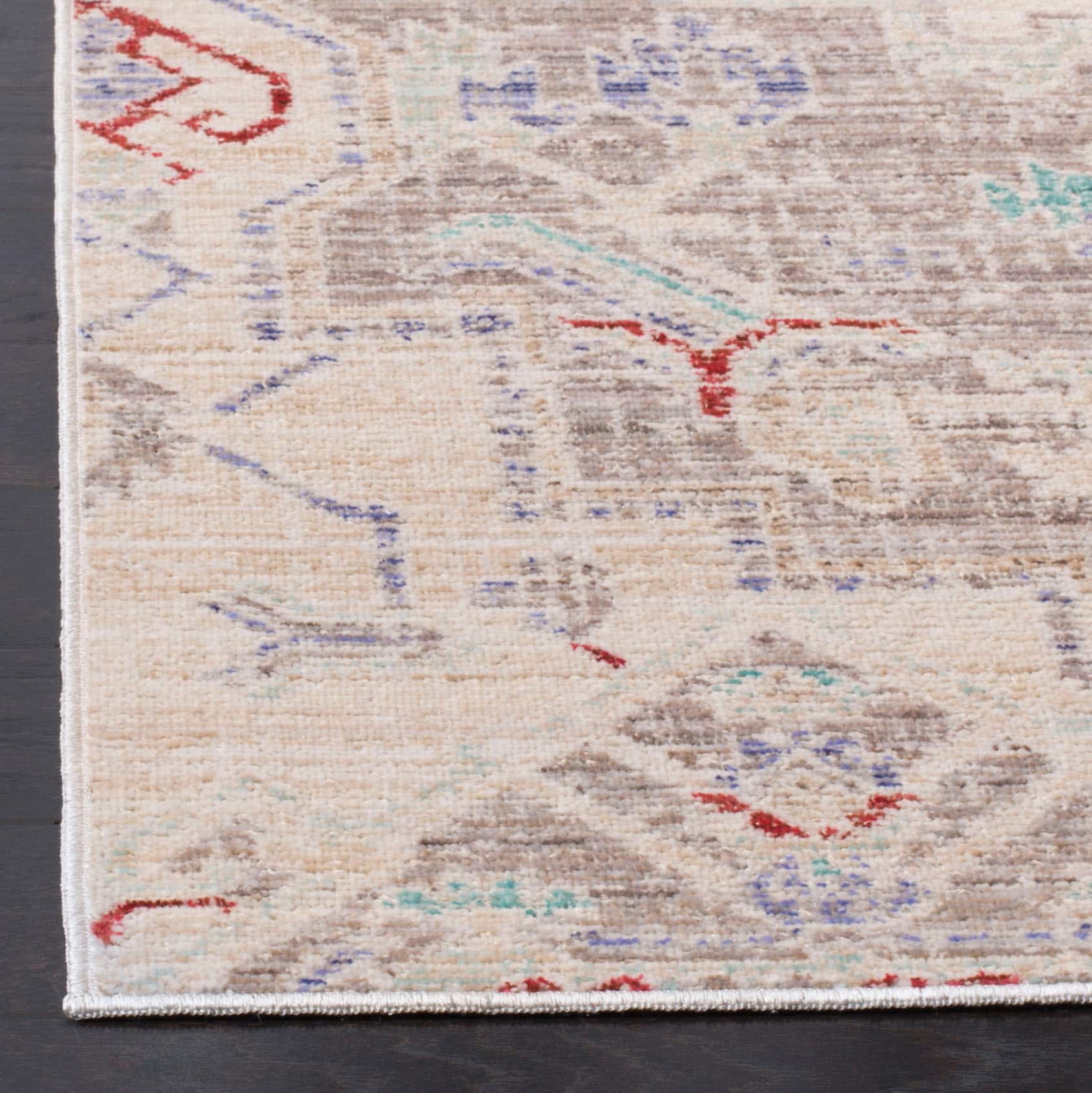 Windsor Modern Distressed 4&#x27; X 6&#x27; Area Rug