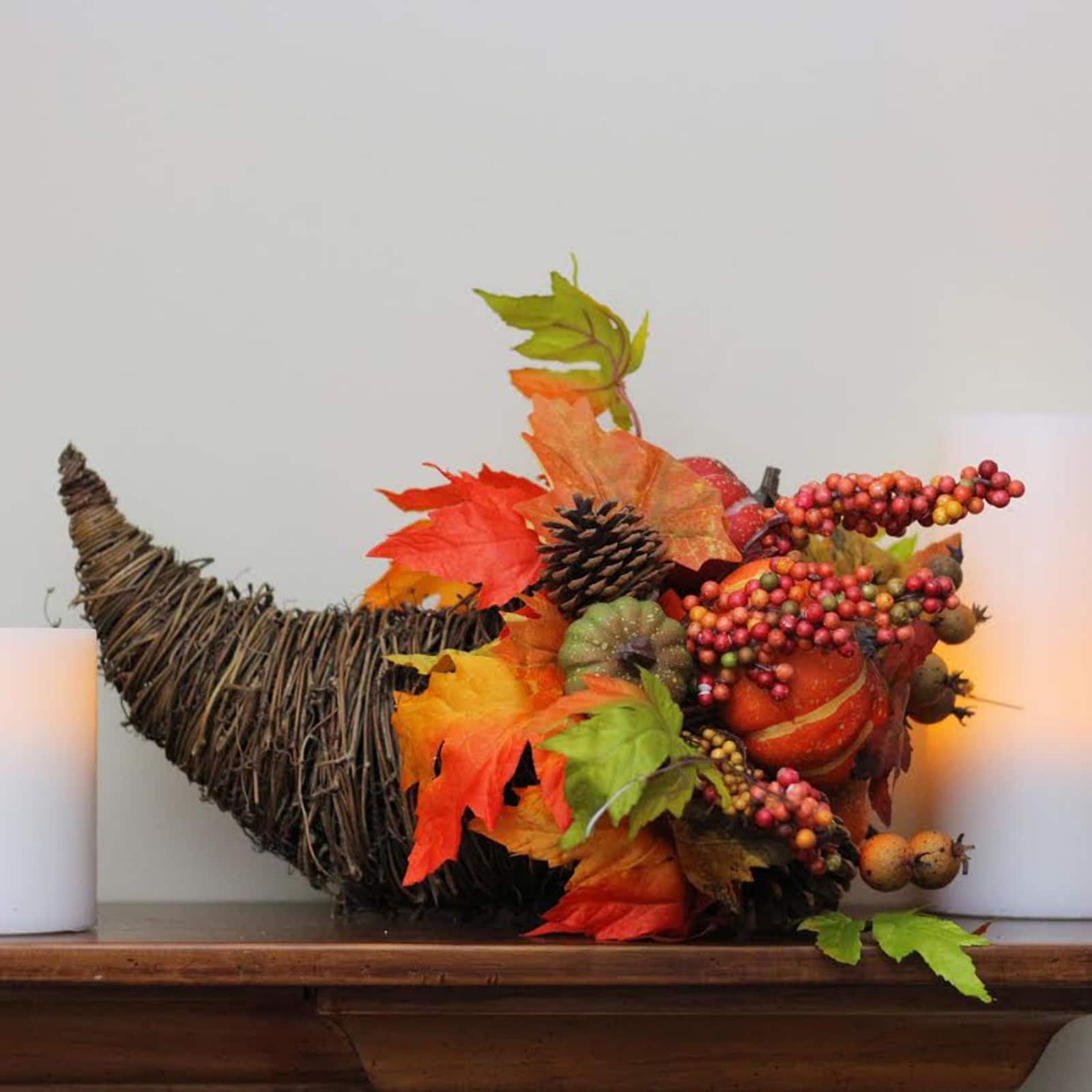 16&#x22; Pumpkin &#x26; Maple Leaf Grapevine Cornucopia Thanksgiving Decoration
