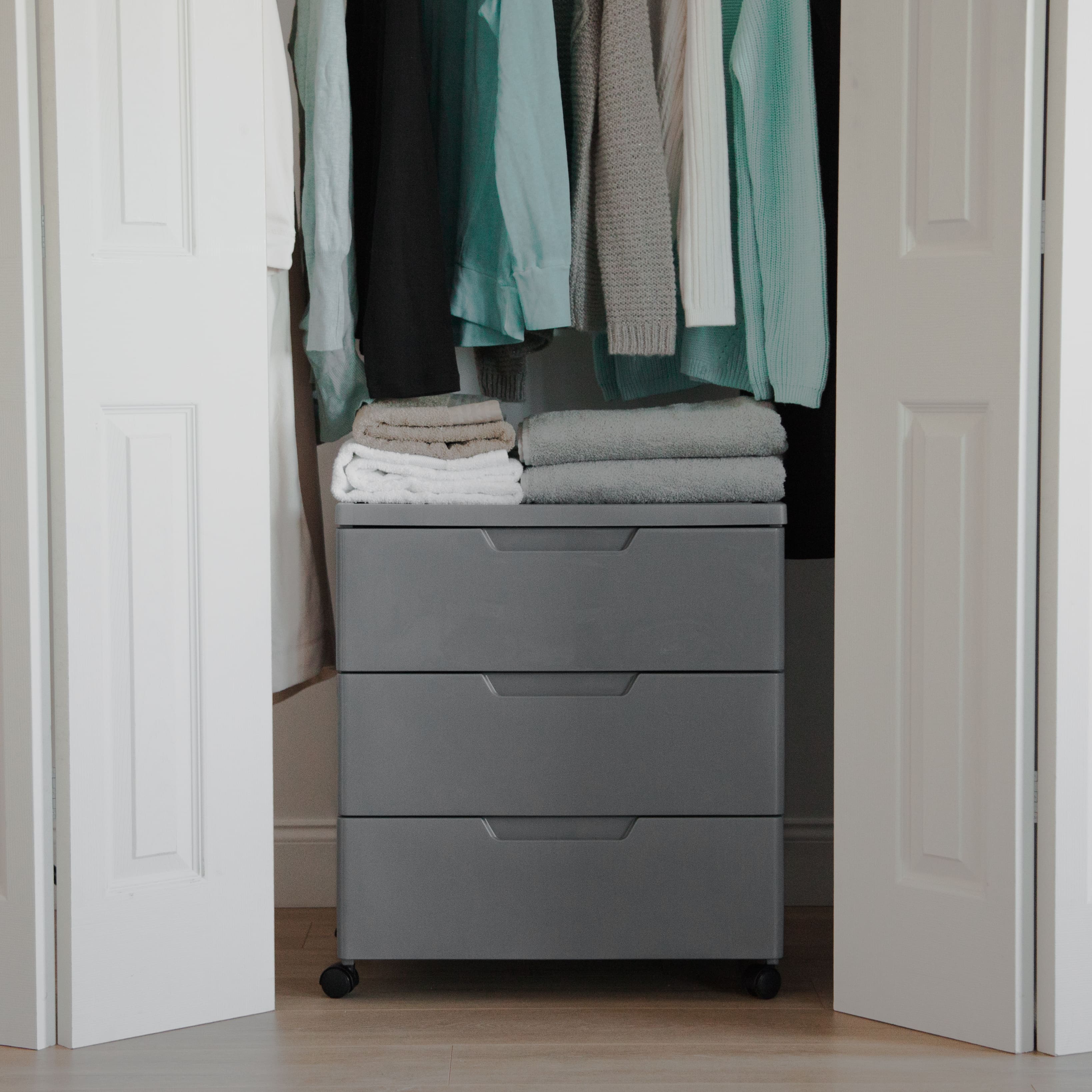 Iris&#xAE; 3 Drawer Wide Chest