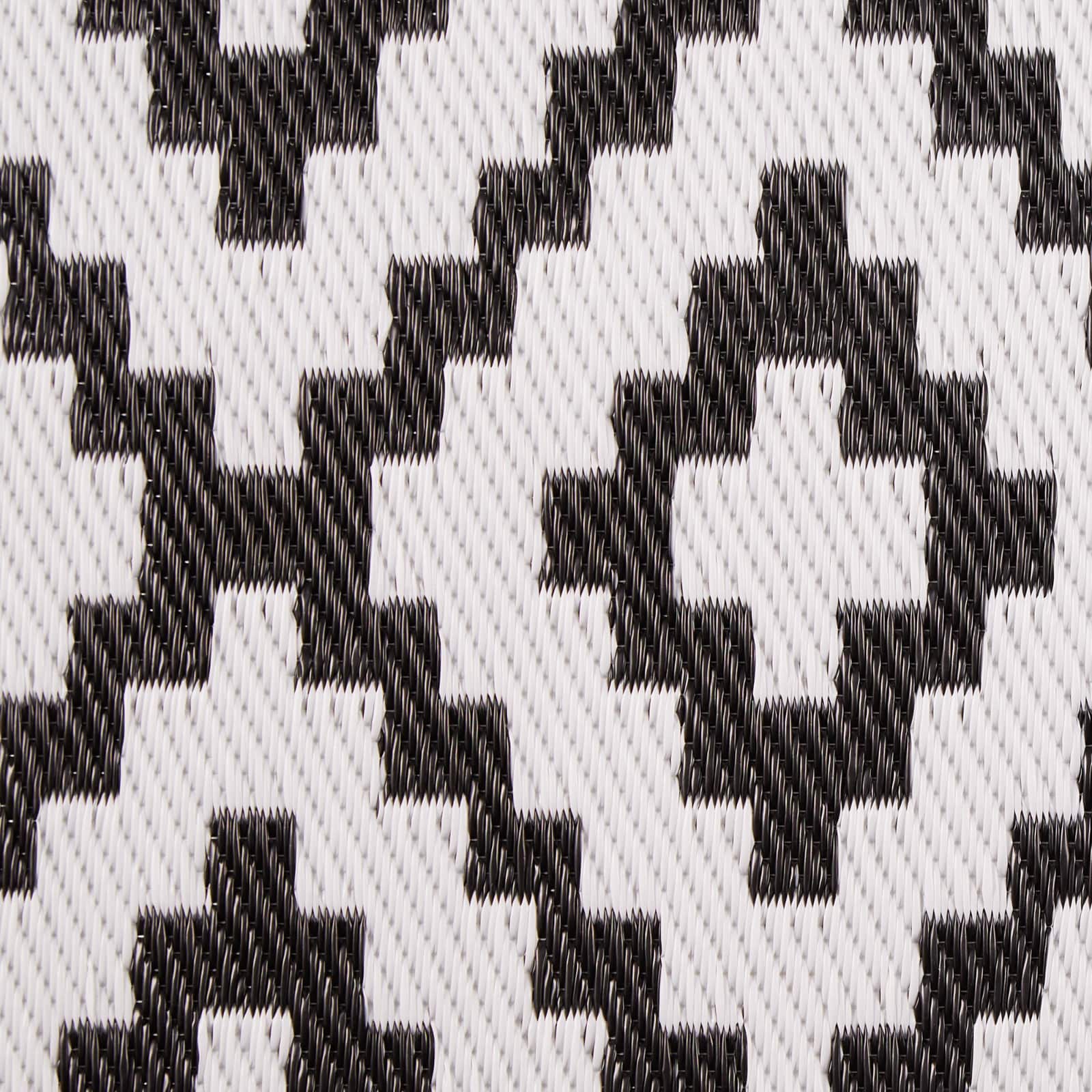 DII® Mesa Diamonds Outdoor Rug