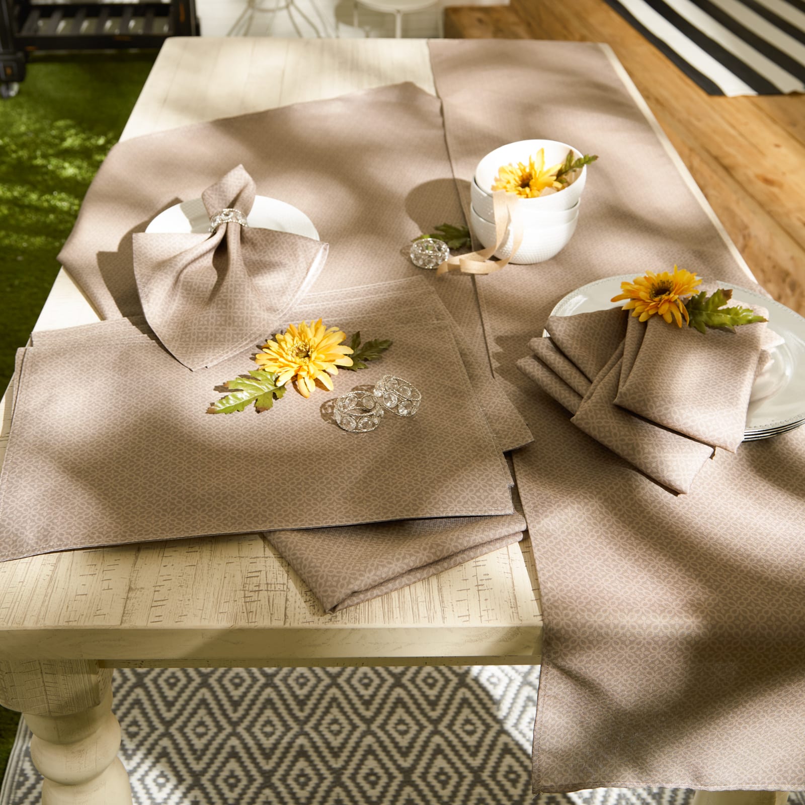 Stone Tonal Lattice Print Outdoor Tablecloth 60" Round