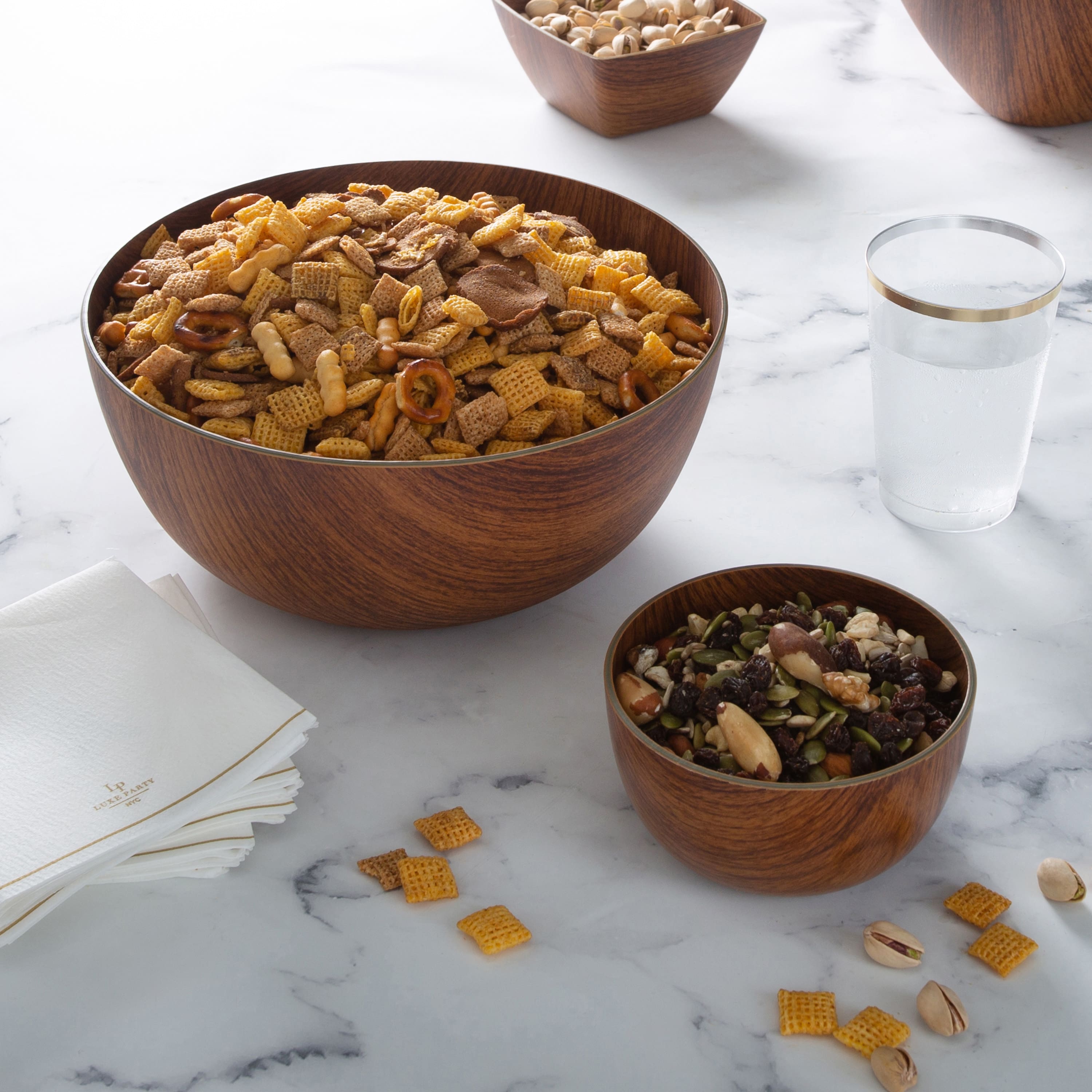 Luxe Party Mahogany Collection Large 9" Round Serving Bowl