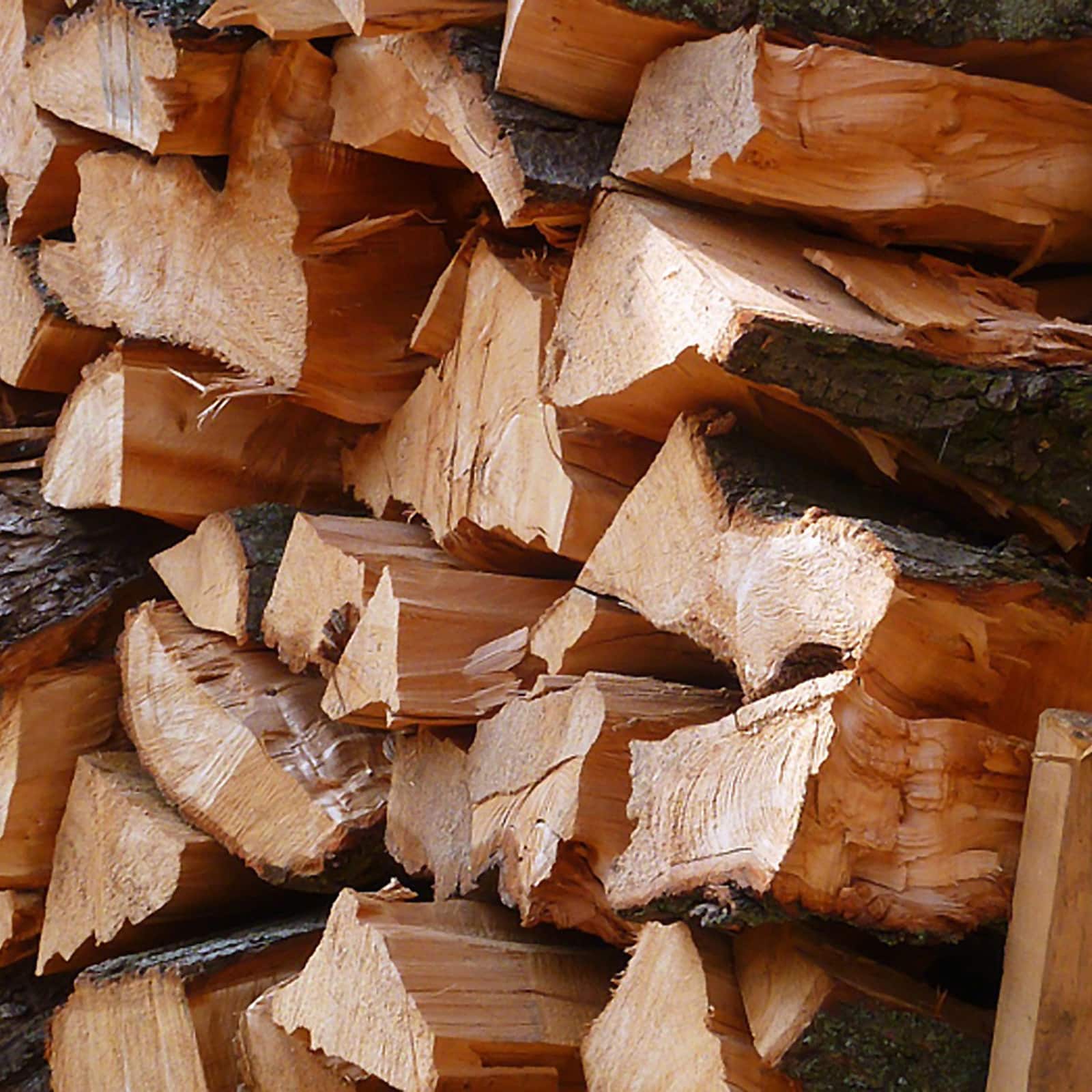 Wilson® Enterprises XL Split Firewood