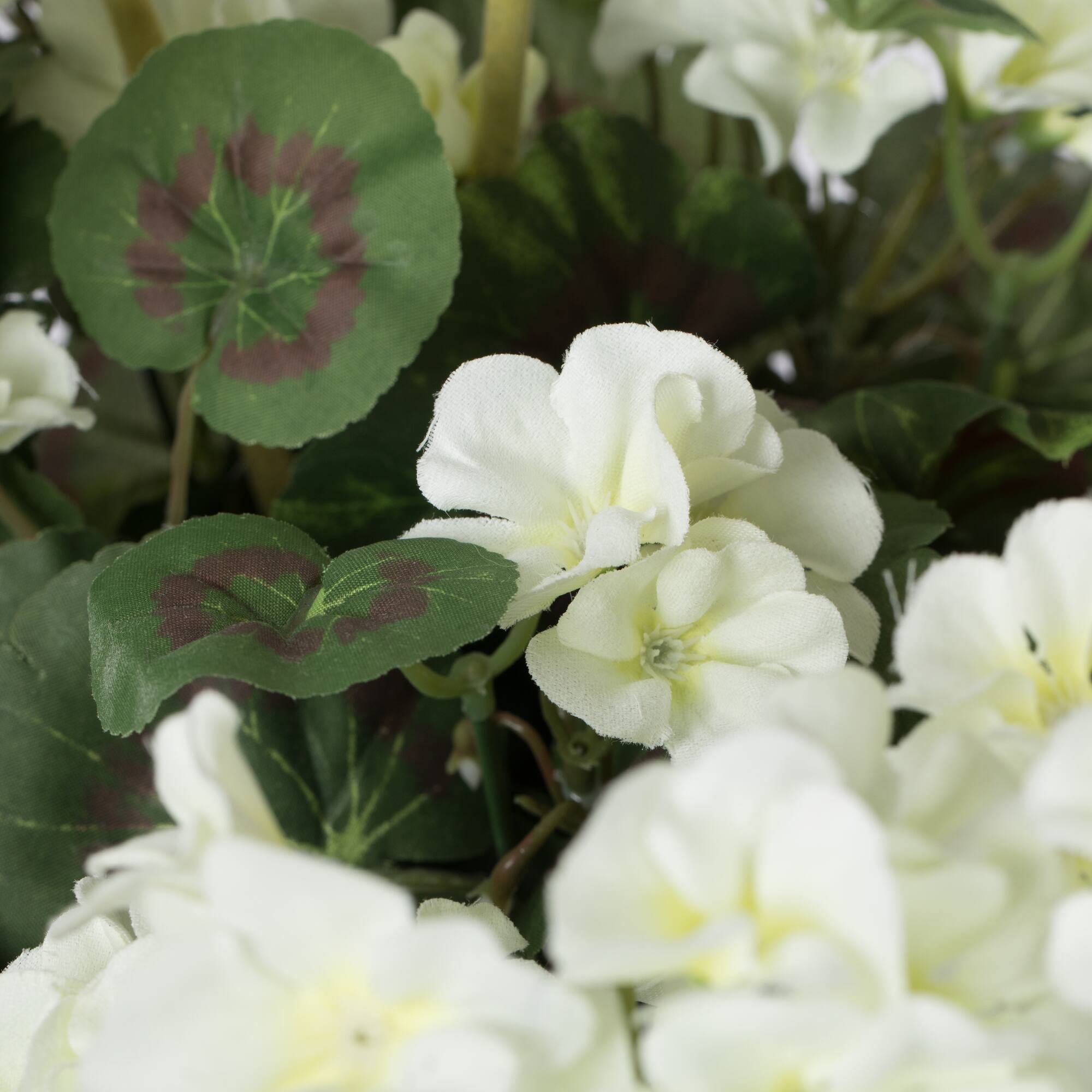 20" White Artificial Geranium Bush, 4ct.