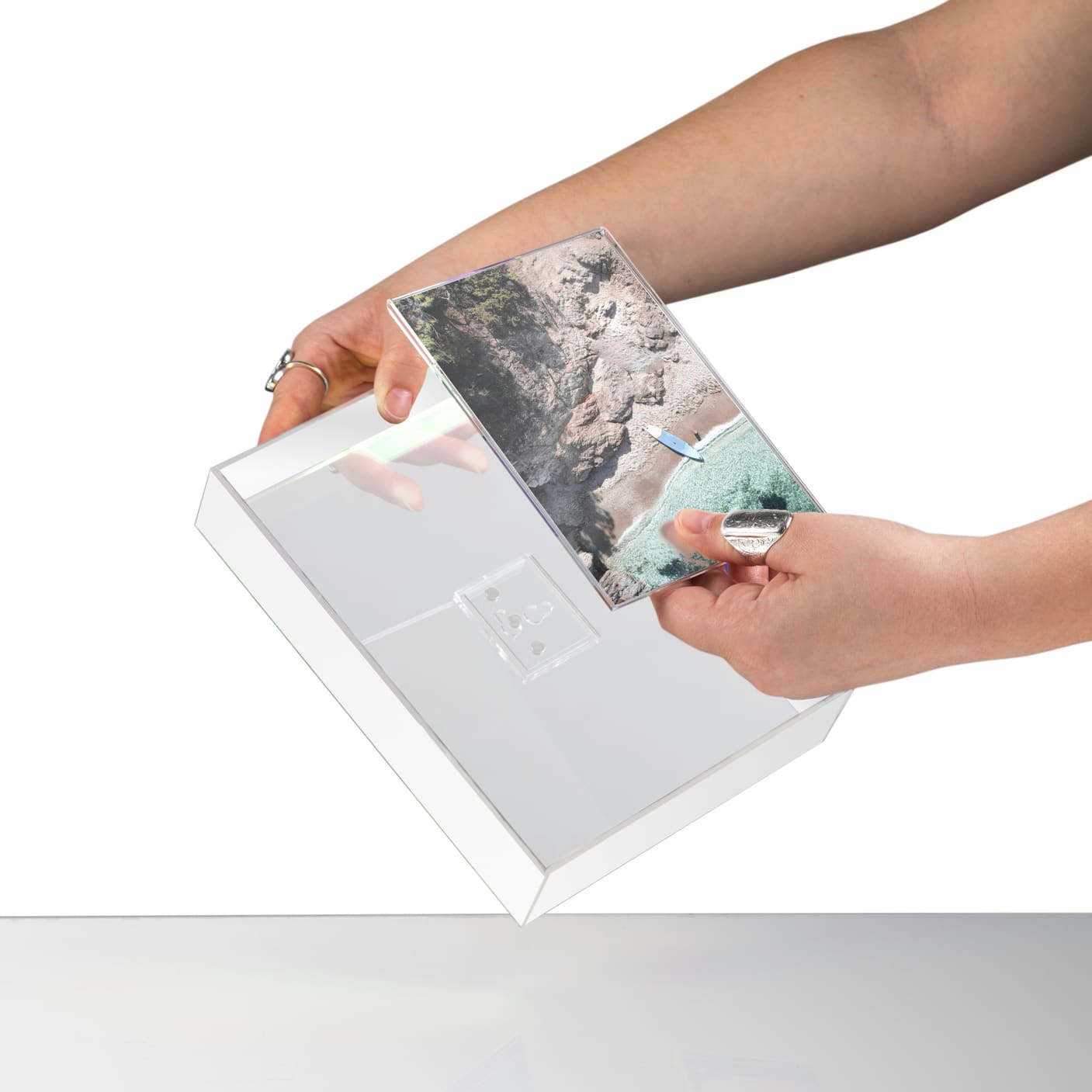 Wexel Art Frost Float Frame with Magnetic Photo Holder
