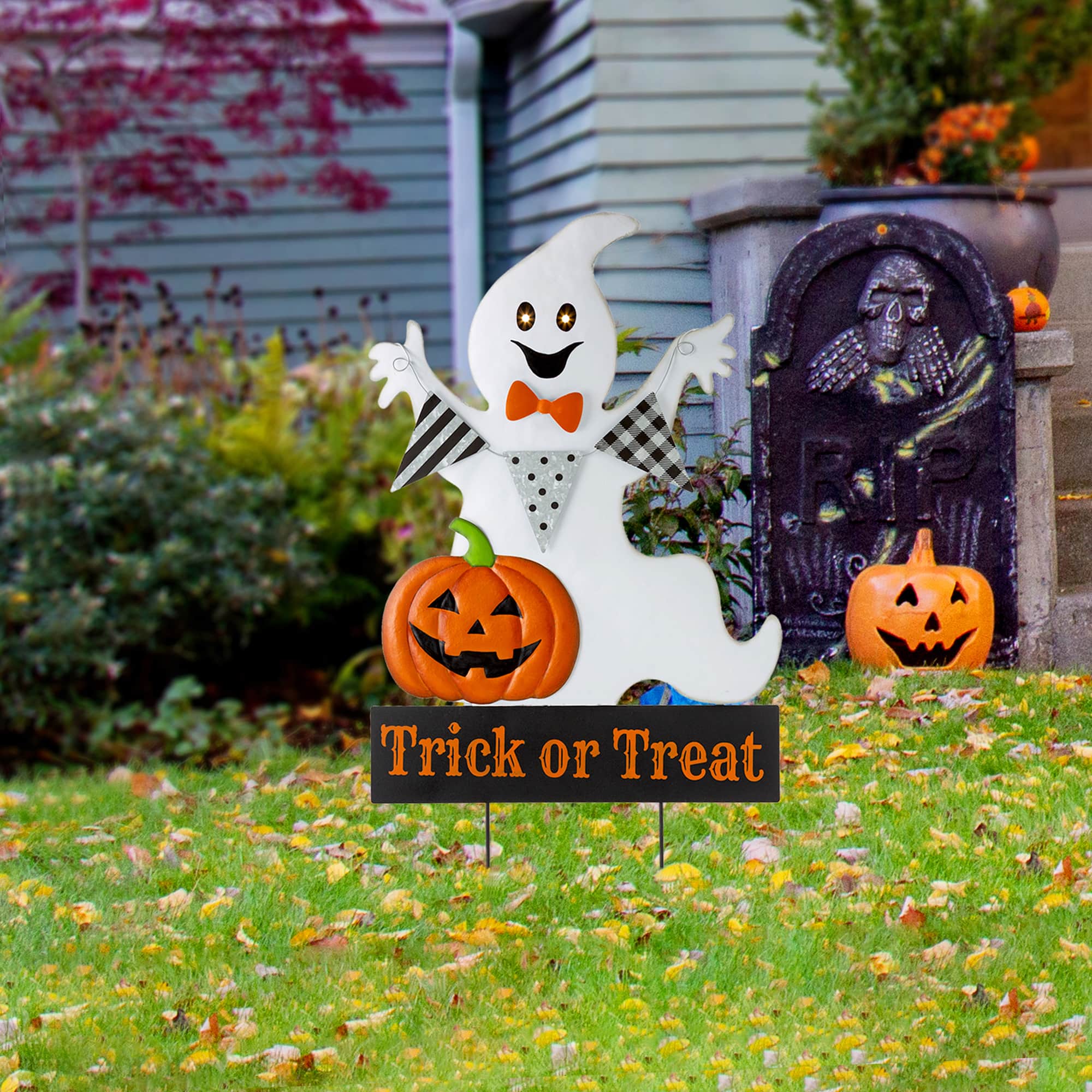 Glitzhome® 32" Lighted Metal Halloween Ghost Yard Stake with Timer