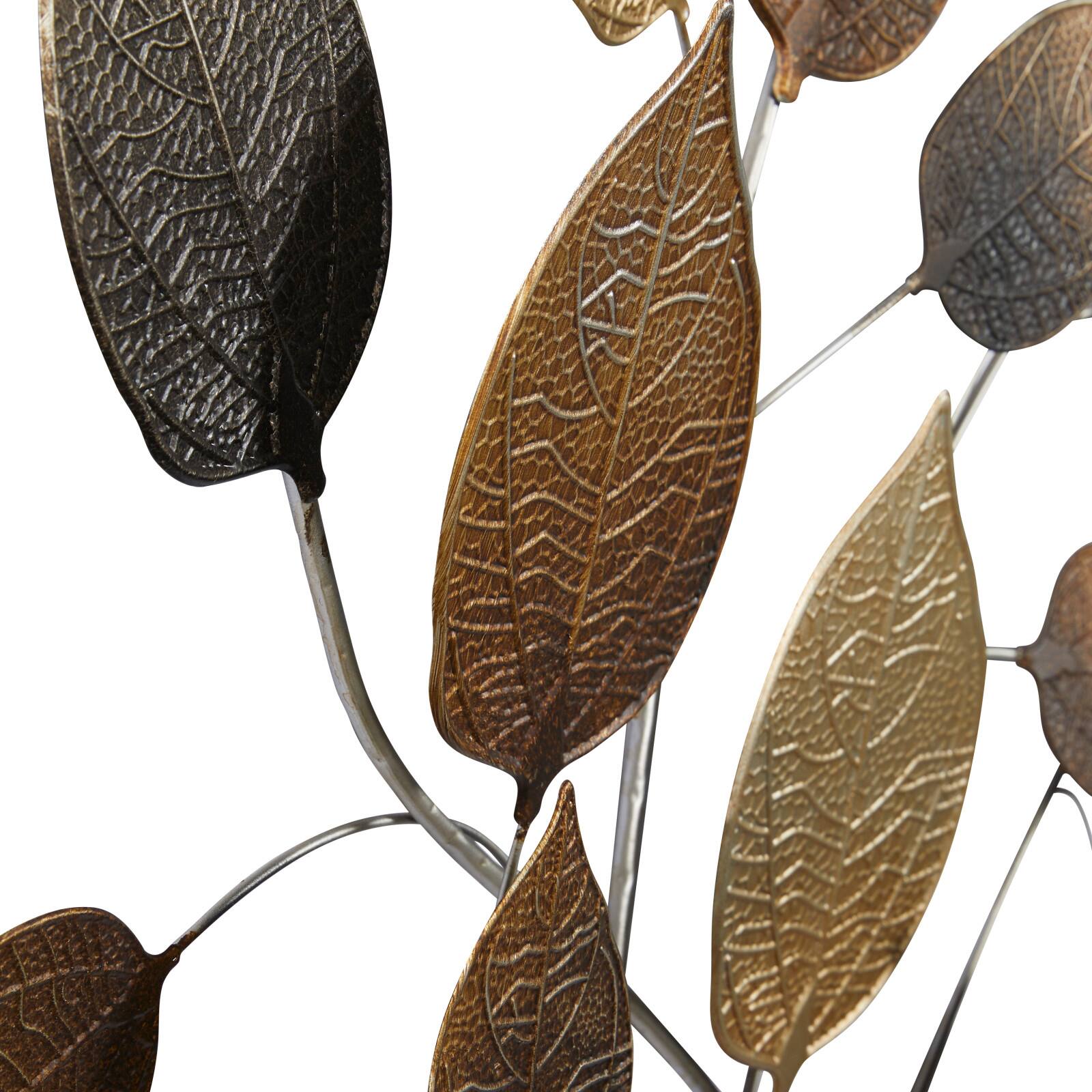 33" Brown Iron Traditional Wall Décor