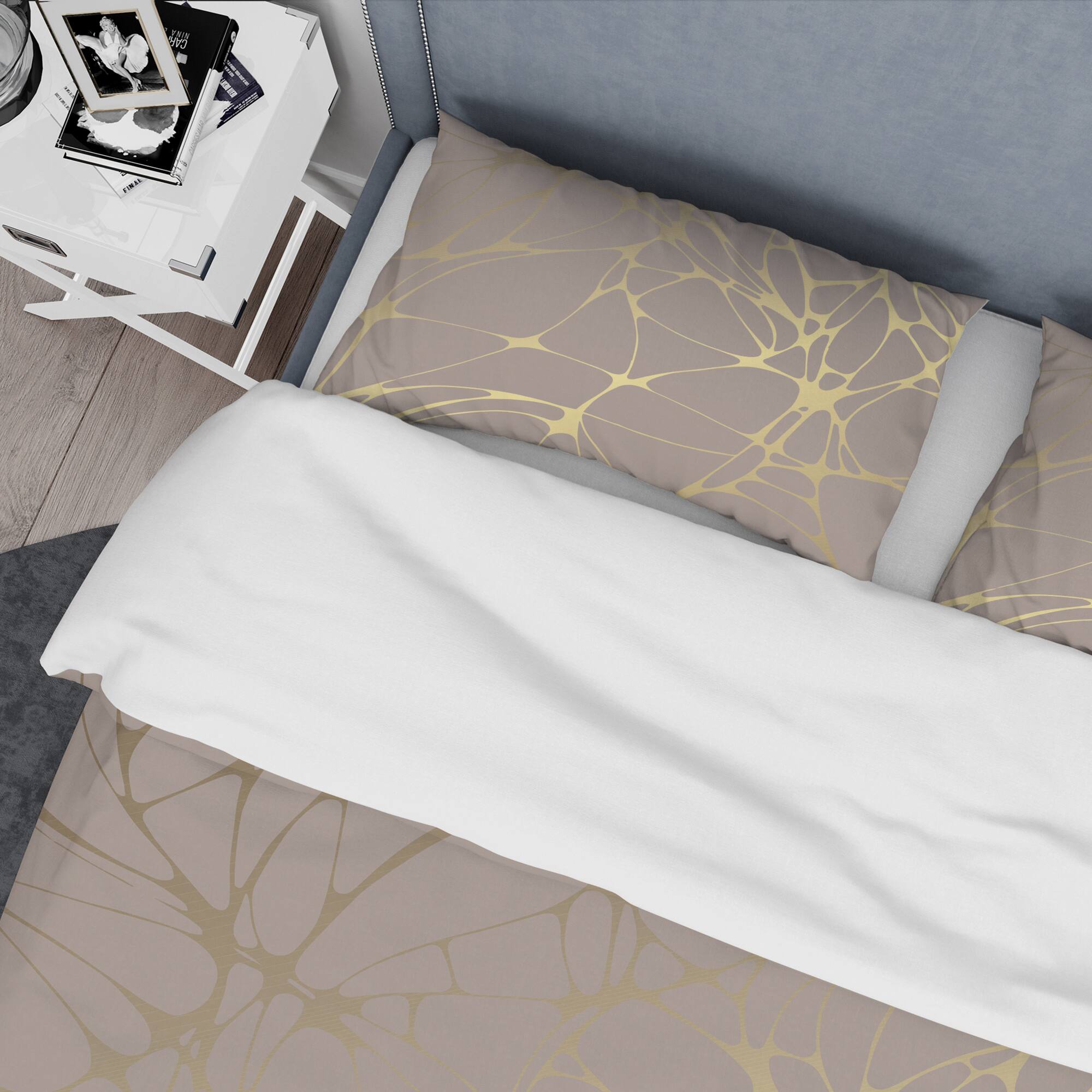 Designart 'Golden Marble Design II' Mid-Century Duvet Cover Set