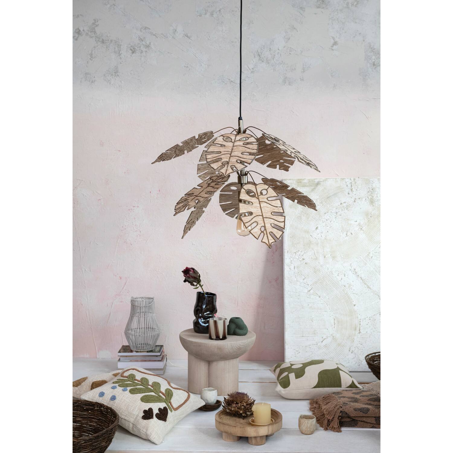 Hello Honey® Antique Brass Finish & Natural Round Metal & Banana Fiber Leaf Hanging Pendant Lamp