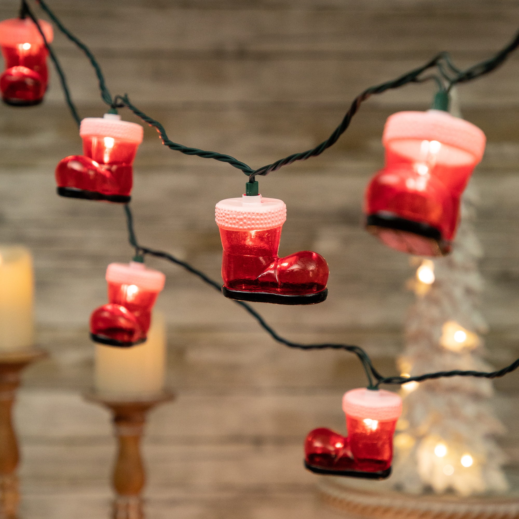 10-Count Santa's Boots Christmas Light Set  7.5ft Green Wire