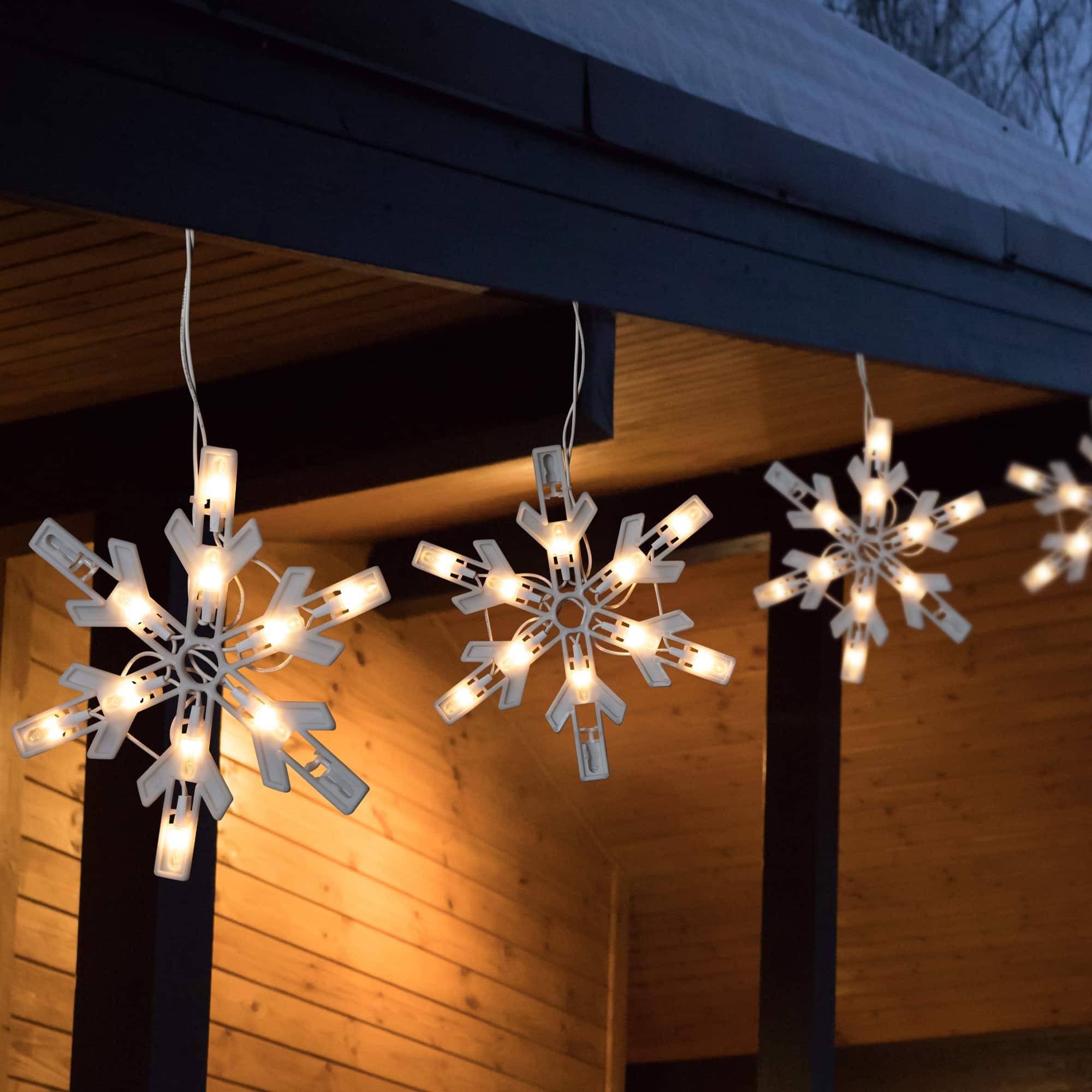 100 Clear Twinkling Snowflake Icicle Christmas Lights - 8.6 ft White Wire