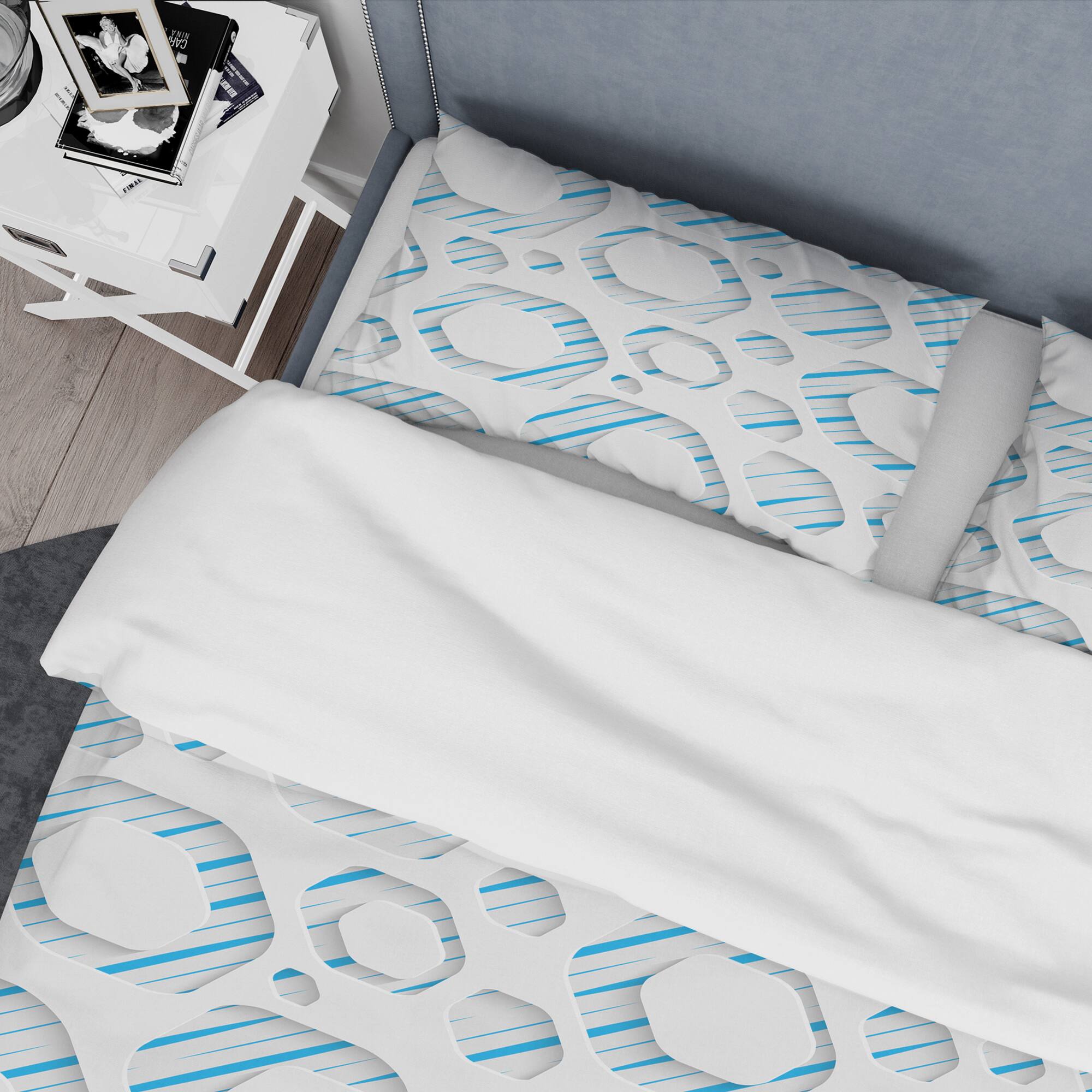 Designart '3D White And Blue Pattern IV' Mid-Century Duvet Cover Set