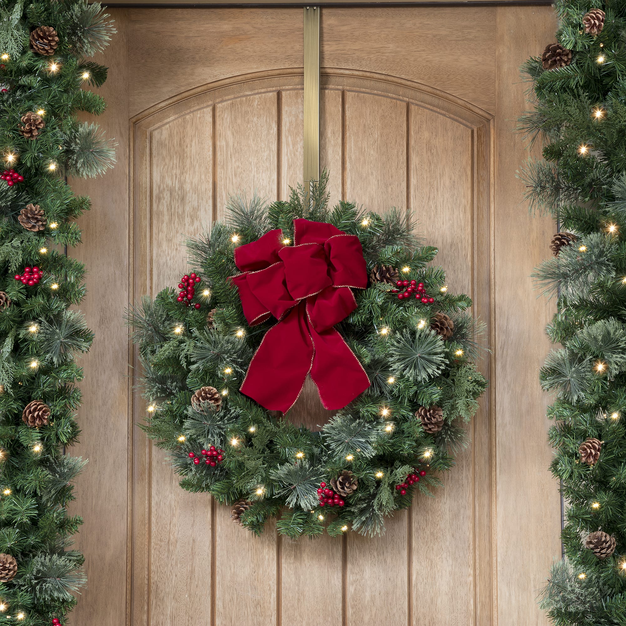 Haute Decor Antique Brass Adjustable 20lb. Capacity Wreath Hanger