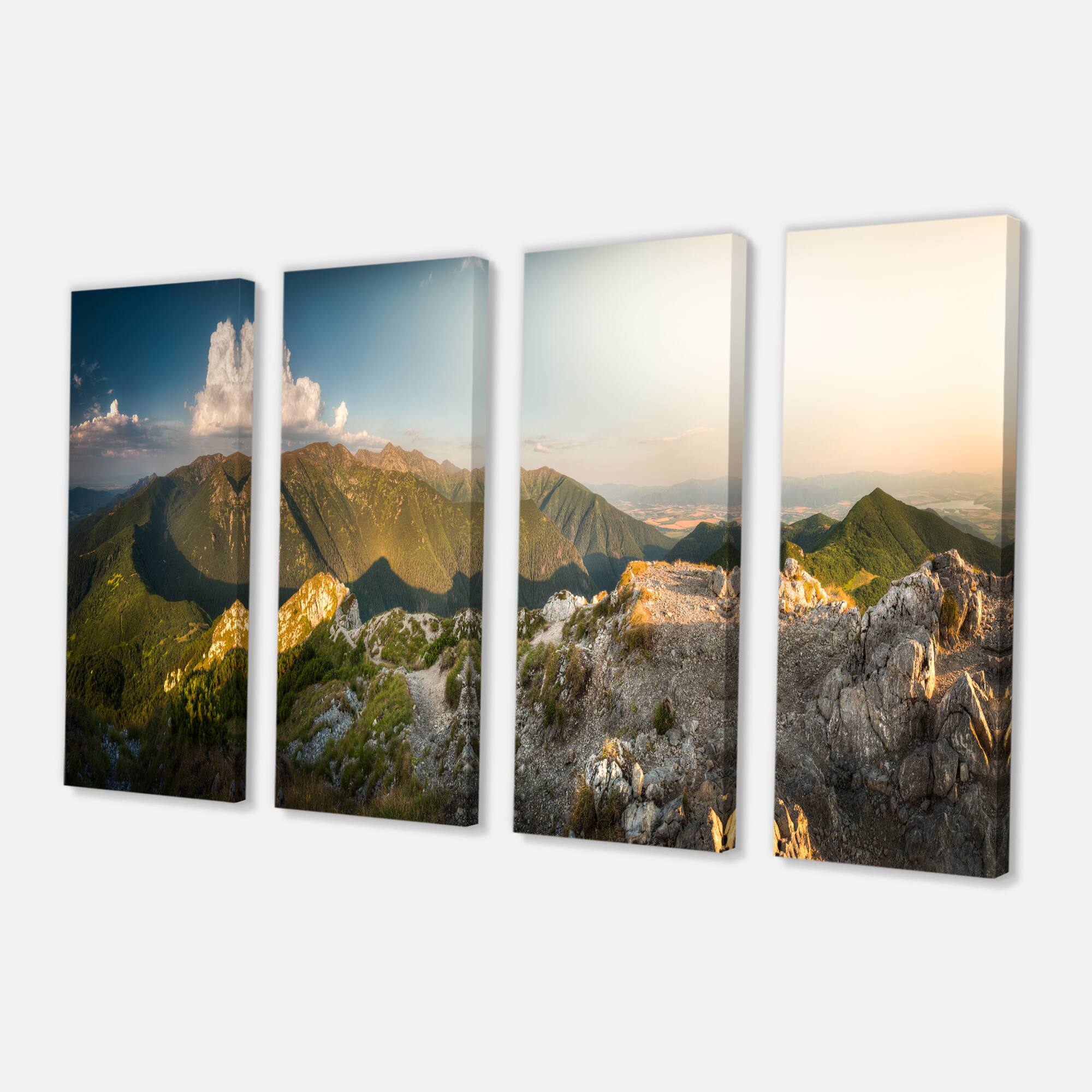 Designart - Rocky Green Mountains Panorama