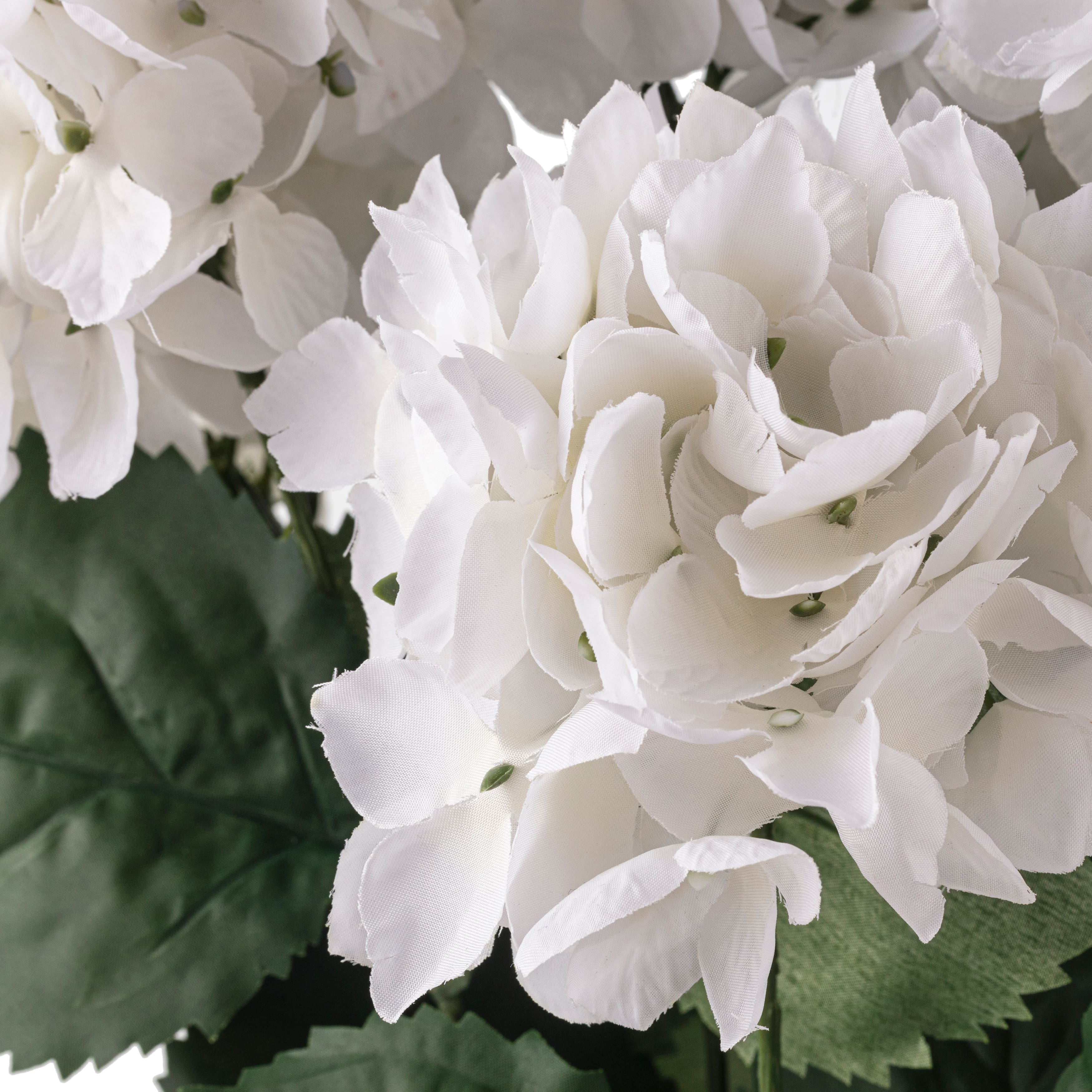 12 Pack: White Hydrangea Bush by Ashland®