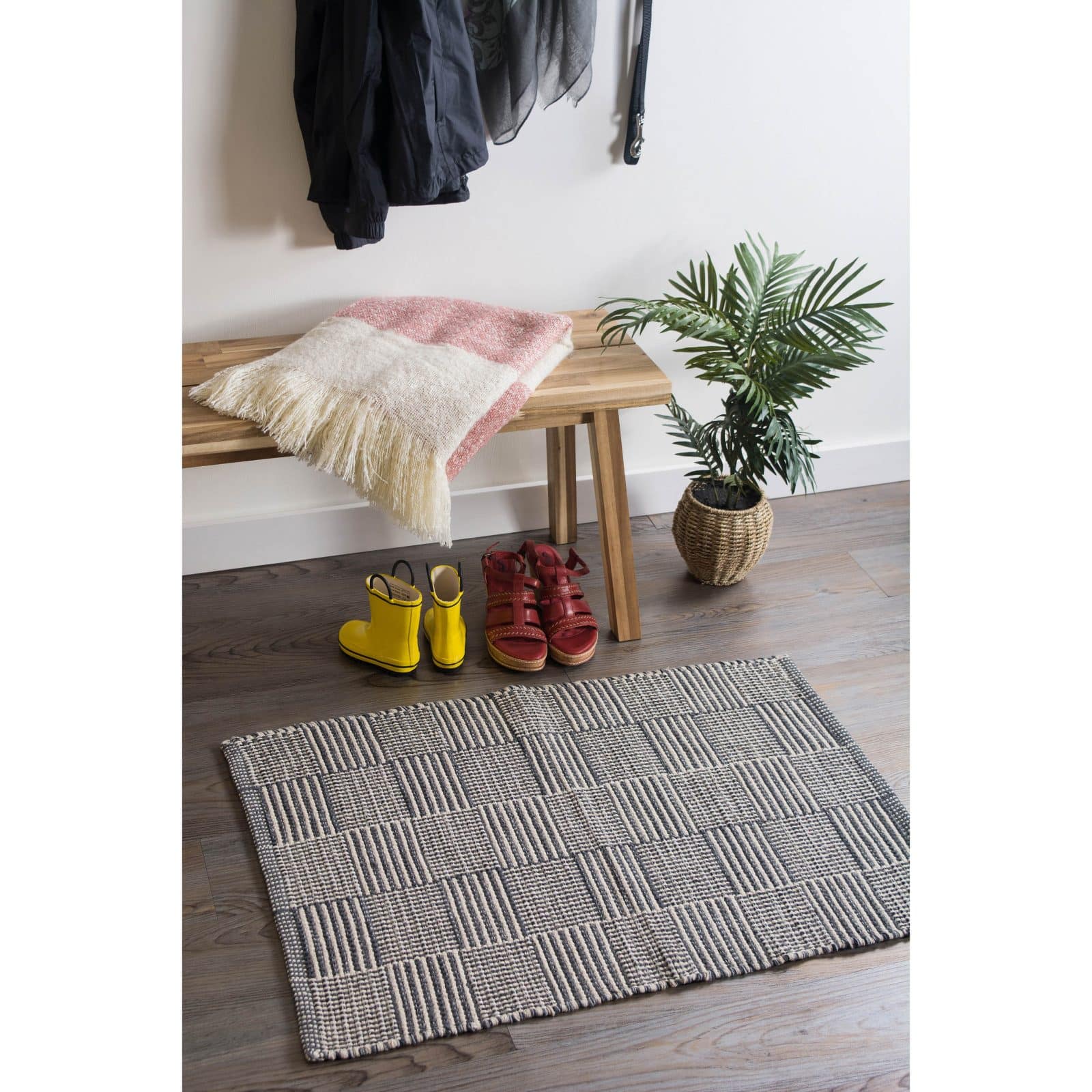 DII® Gray Squares Recycled Yarn Rug, 2ft. x 3ft.
