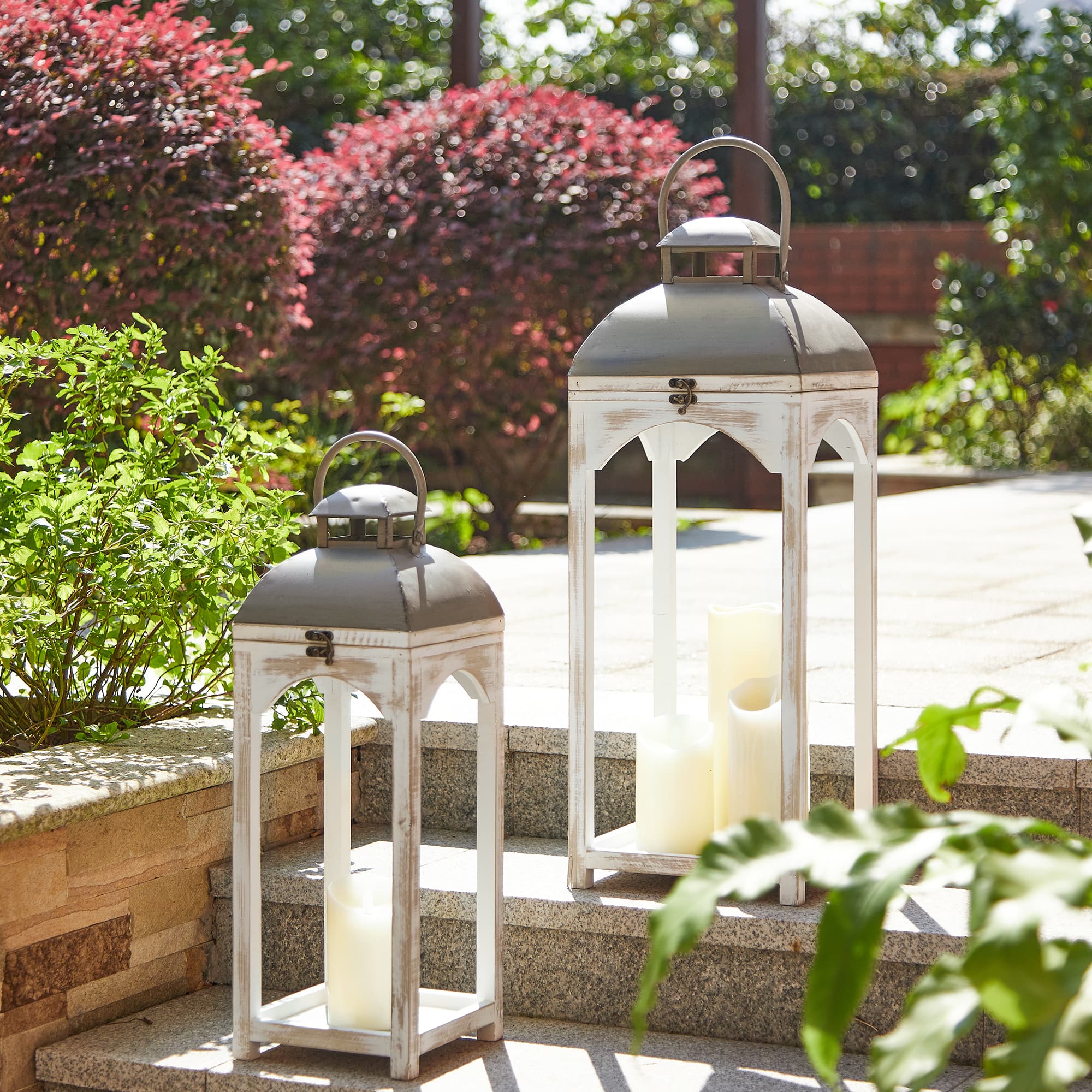Glitzhome® White Wooden Modern Farmhouse Lantern Set