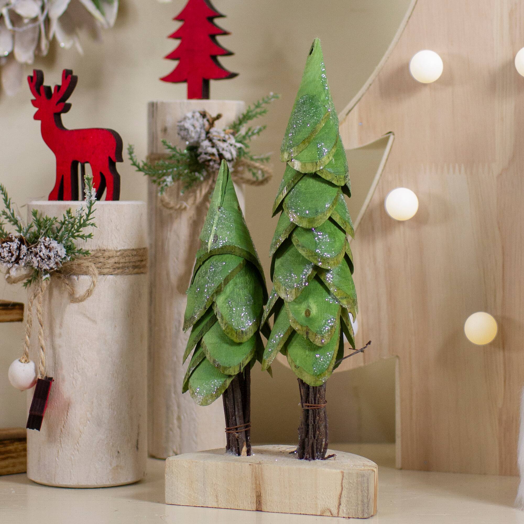 9" Christmas Trees Décor on a Wooden Base