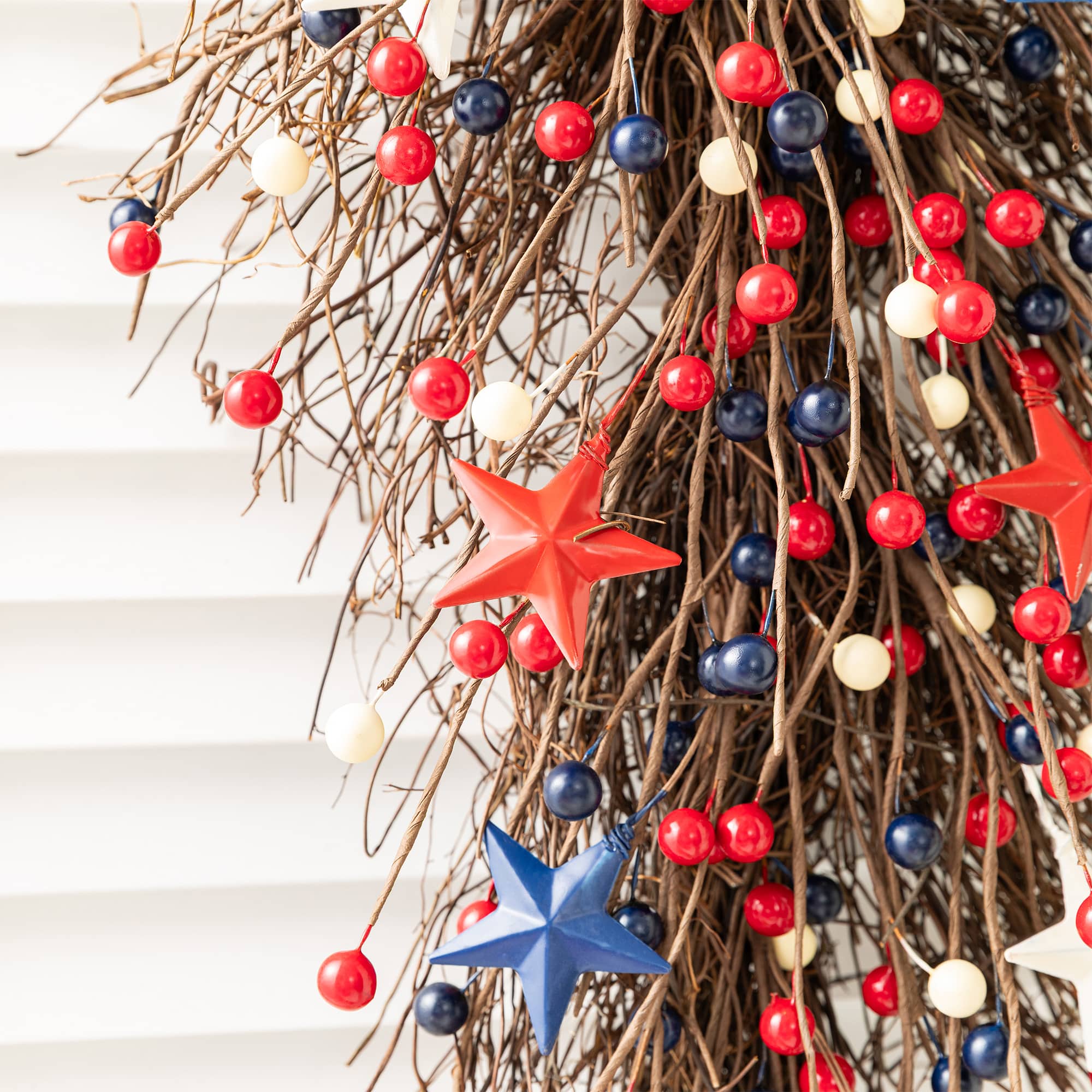Glitzhome® 28" Patriotic Americana Stars and Berry Teardrop