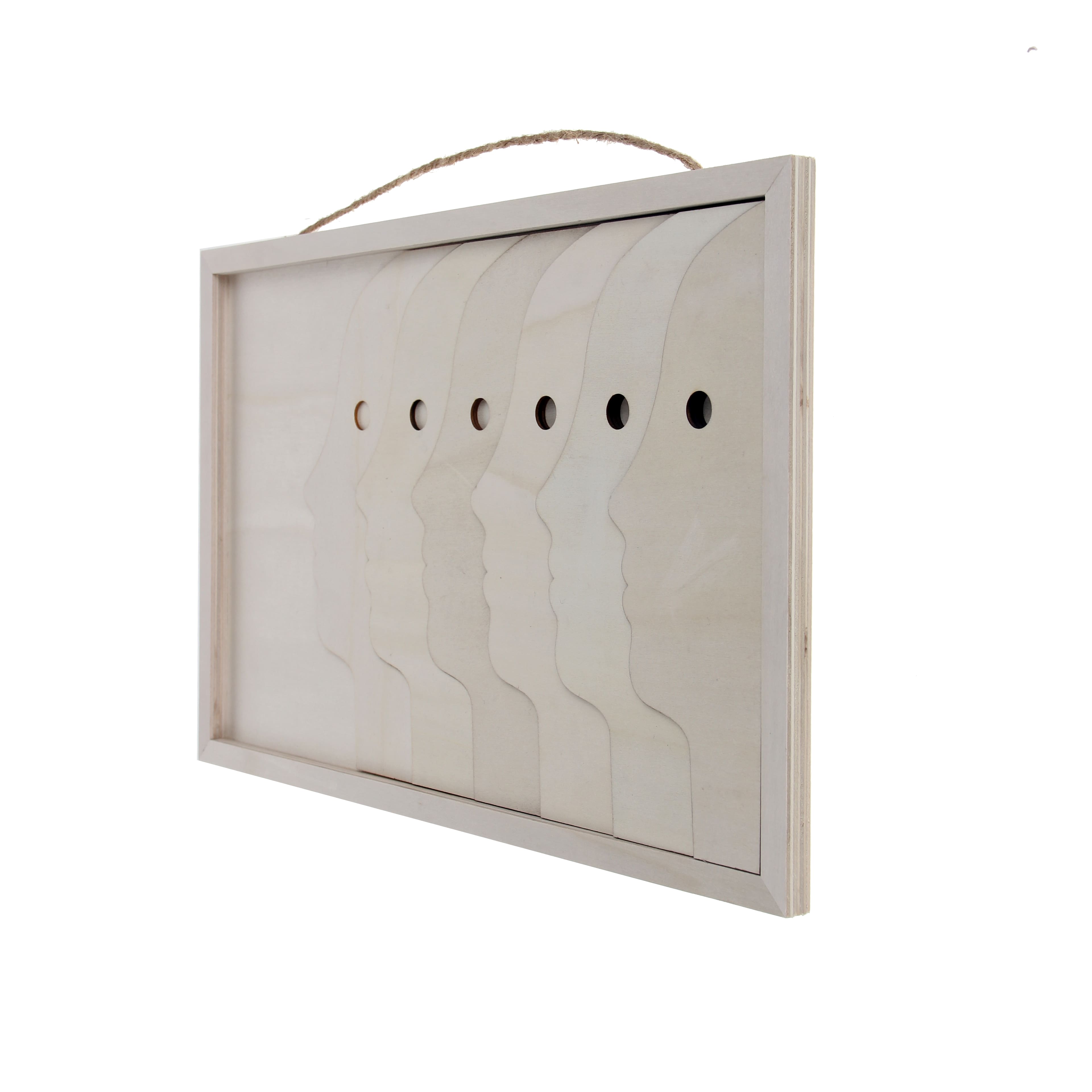 Plaque en bois visage Atlas à décorer soi-même Jonathan Adler x Michaels, 39,3 cm
