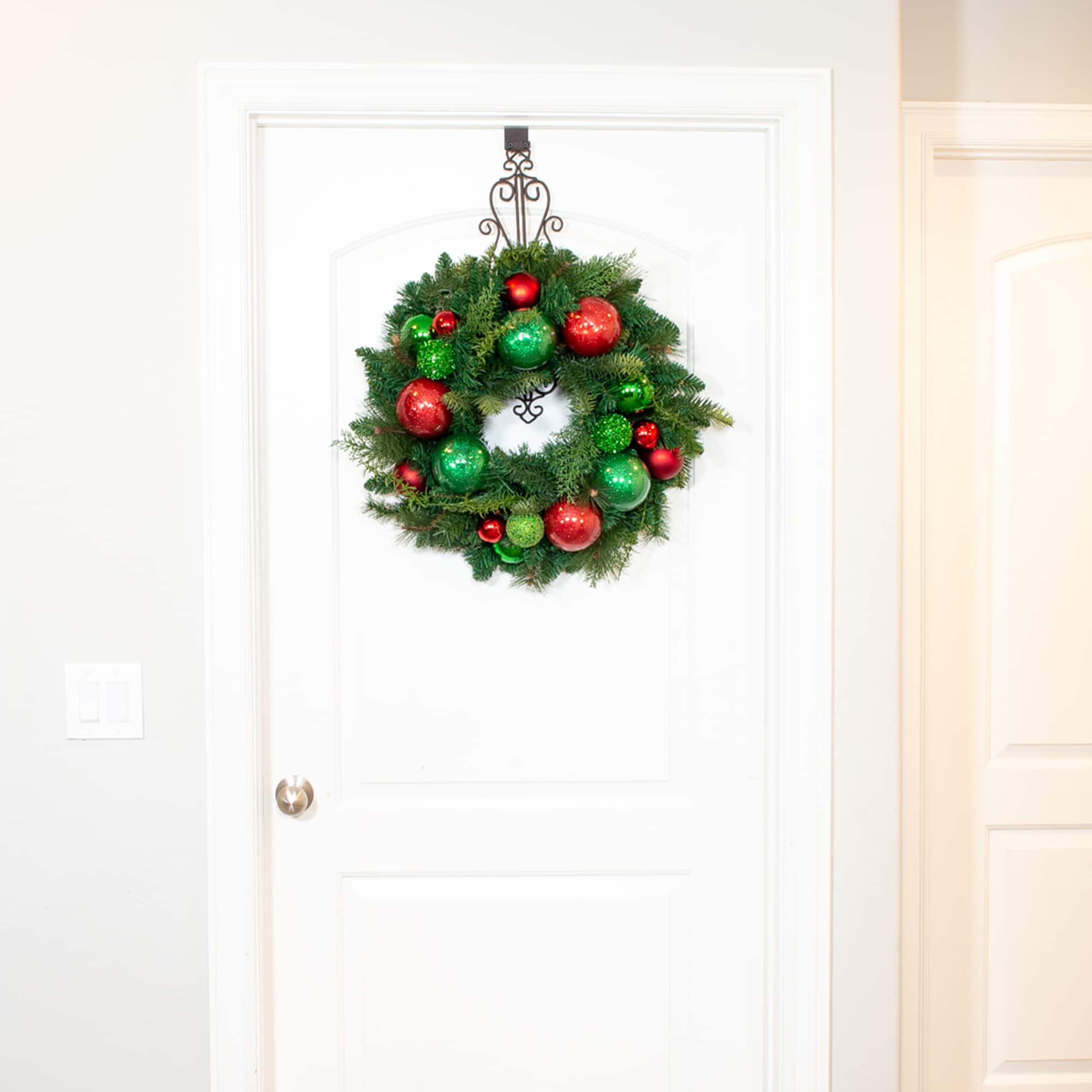Village Lighting 24" Christmas Cheer Wreath
