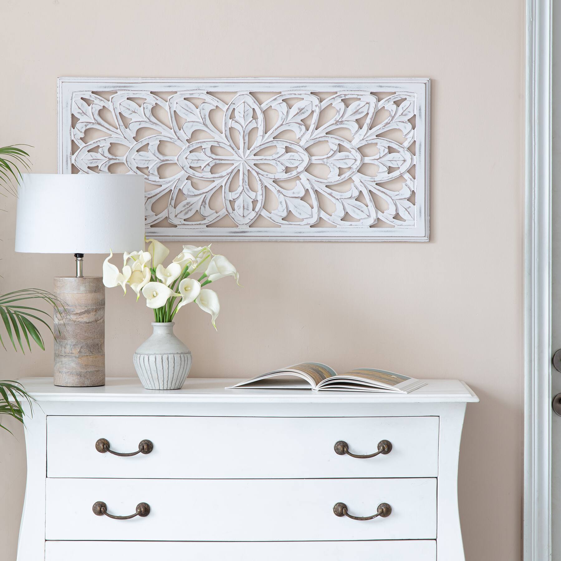 Habitat Augustus White Leaner Wood Wall Medallion