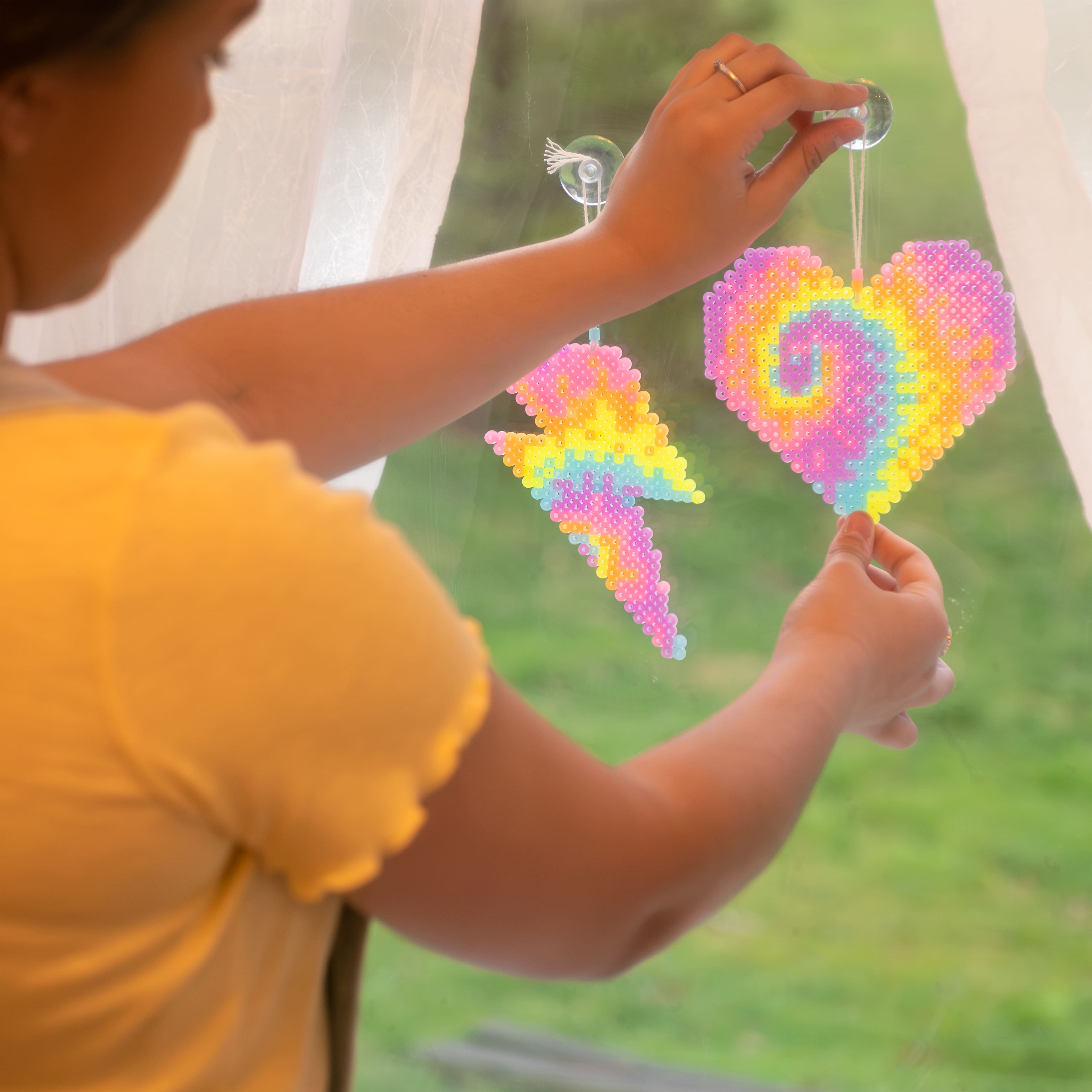 Trousse pour attrape-soleil décoratif en perles pour fenêtre à faire soi-même de Perler