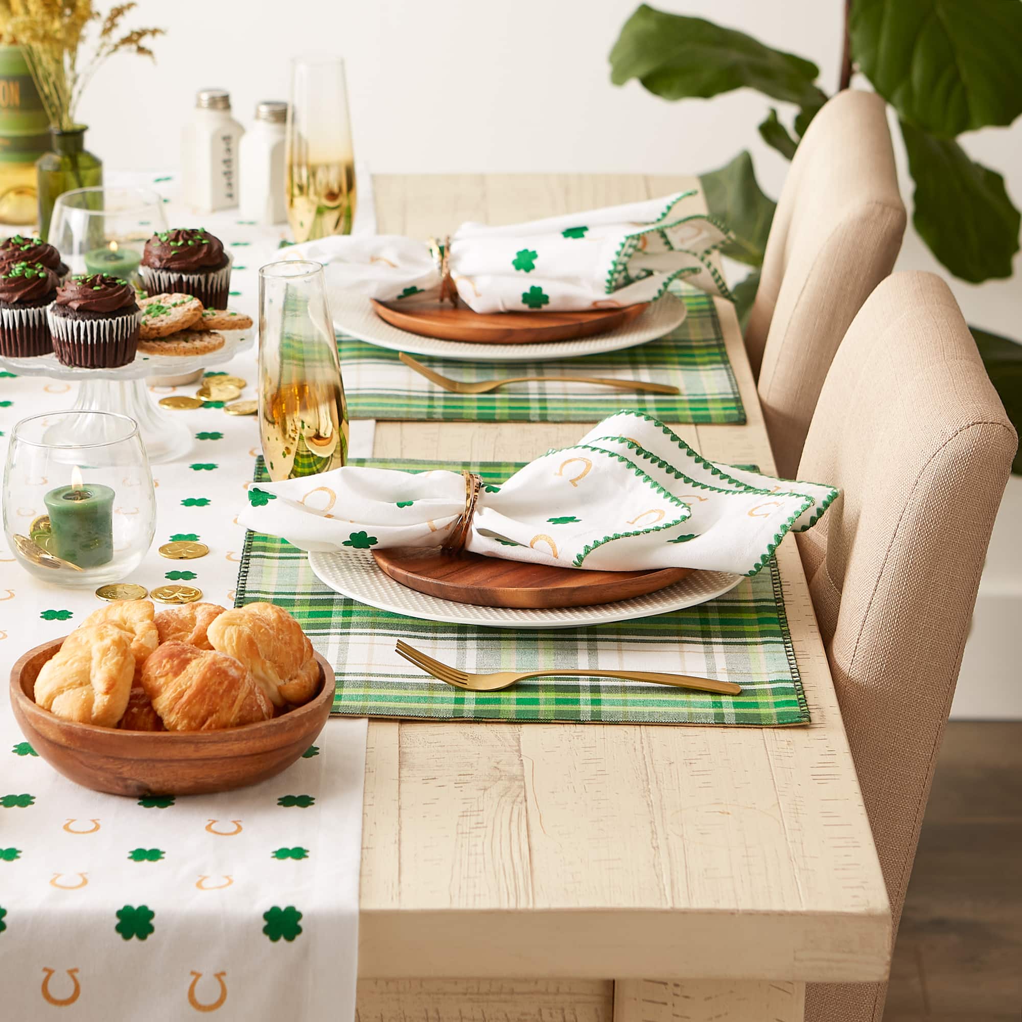 DII® A Wee Bit O Luck Embroidered Placemats, 4ct.
