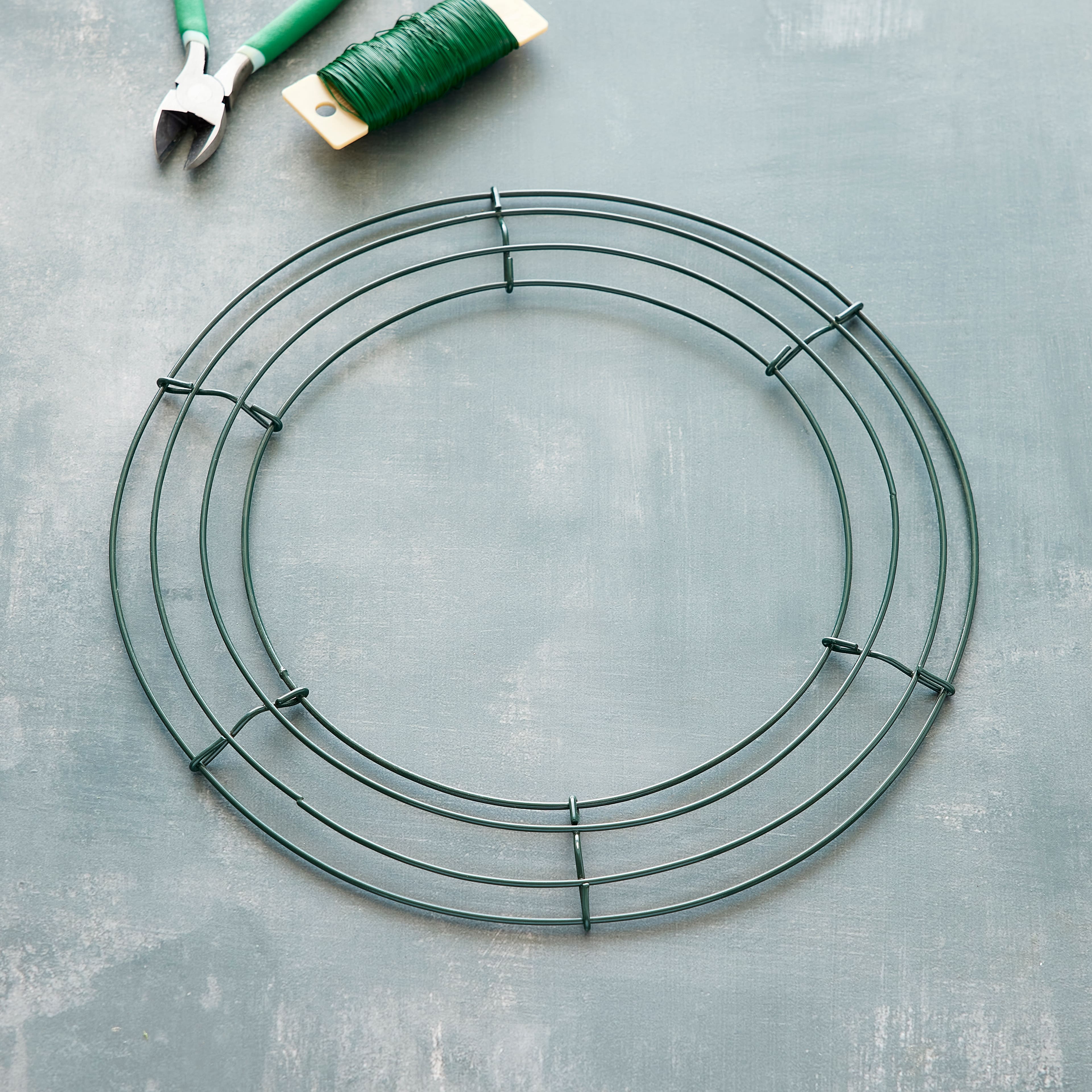 10 Pack: 12" Wire Wreath Frame by Ashland®