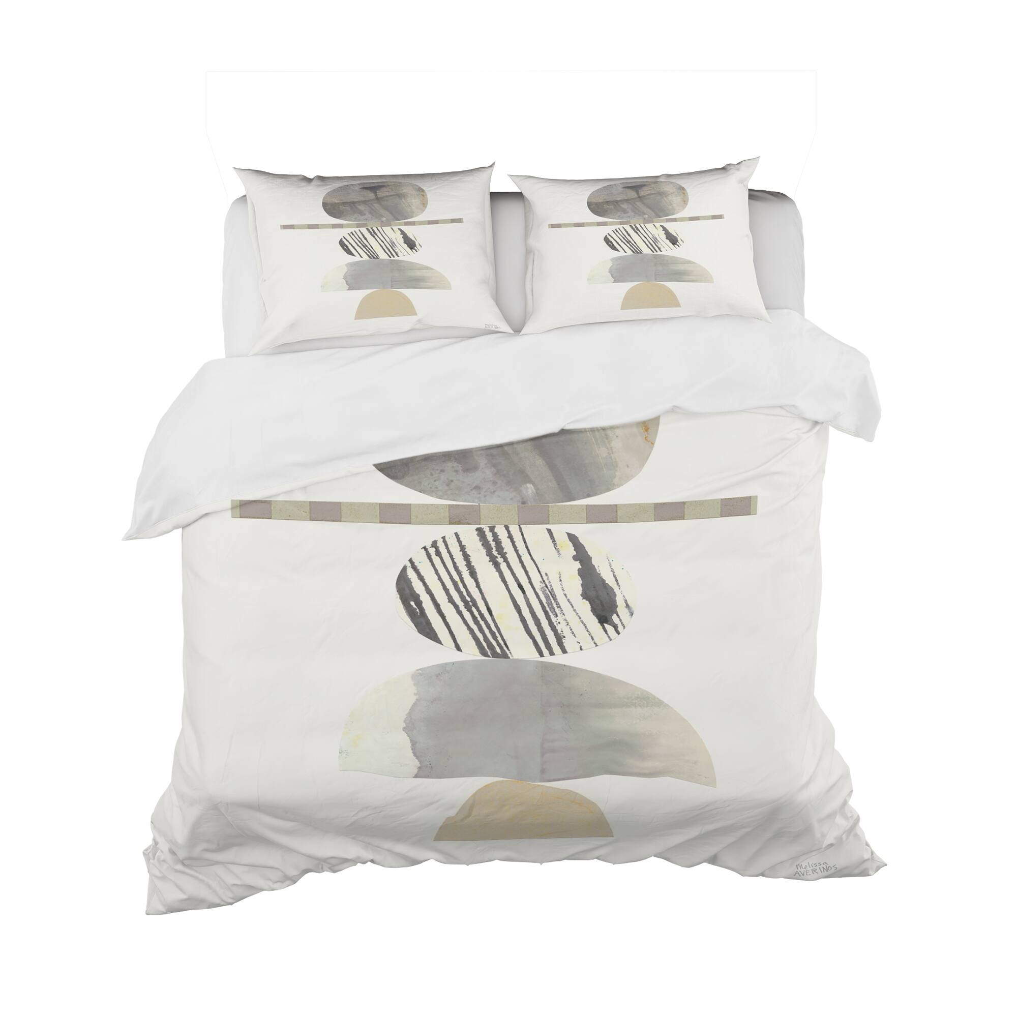 Designart 'Geometric Balance Neutral I' Geometric Bedding Set