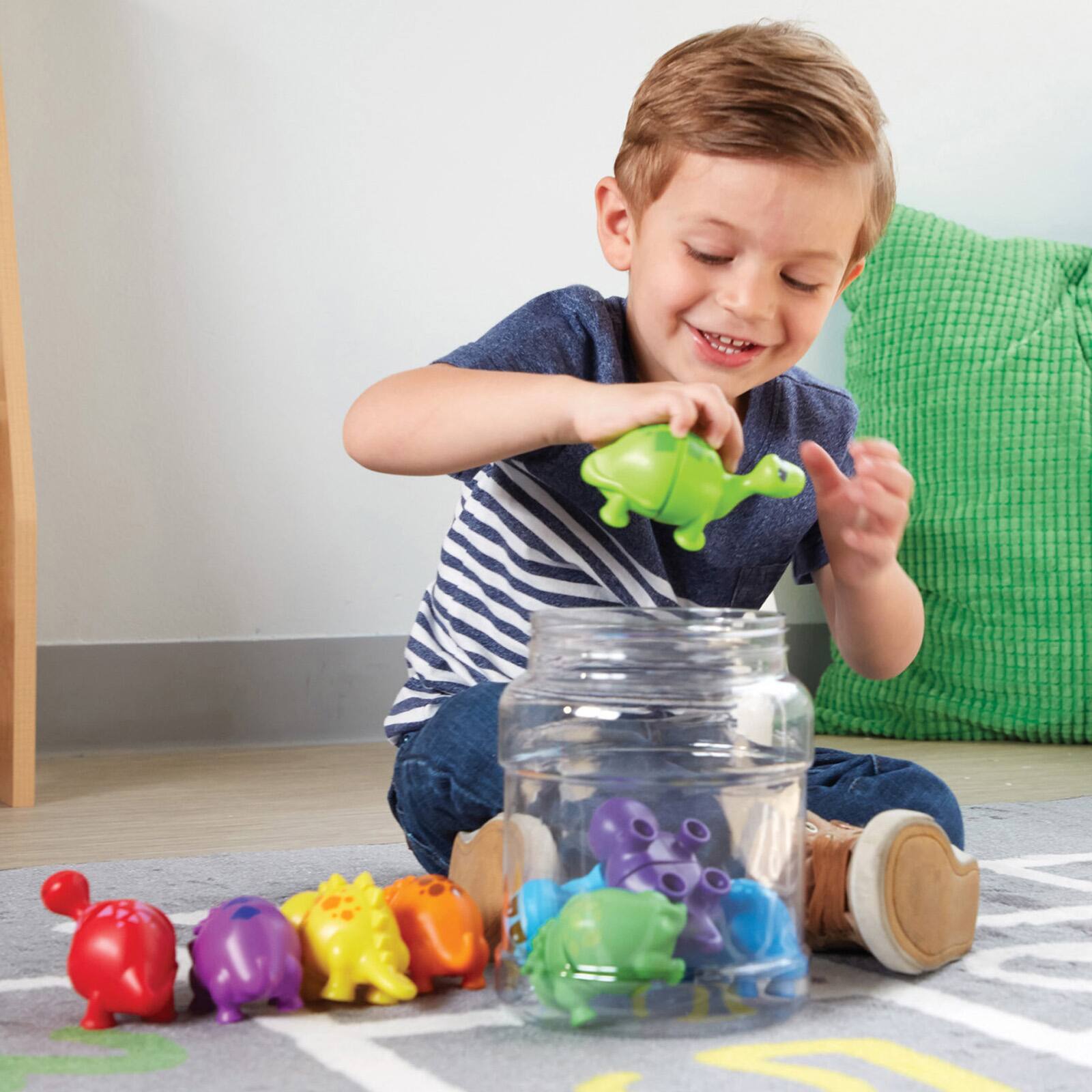 Snap-N-Learn™ Matching Dinos