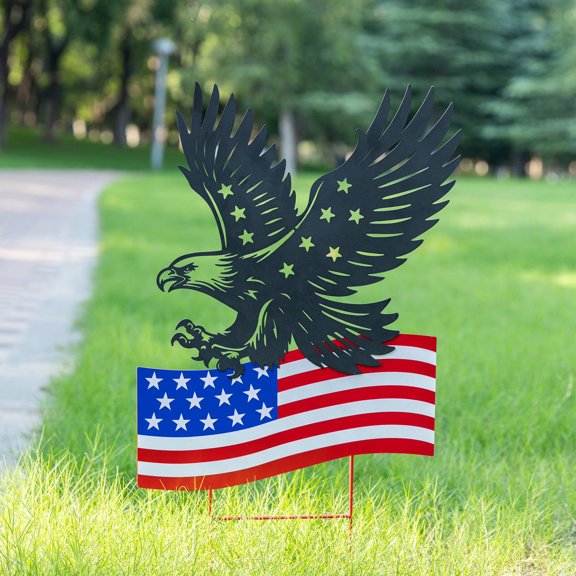 Glitzhome® 29.75" Patriotic Americana Metal Eagle Silhouette with Flag Garden Yard Stake