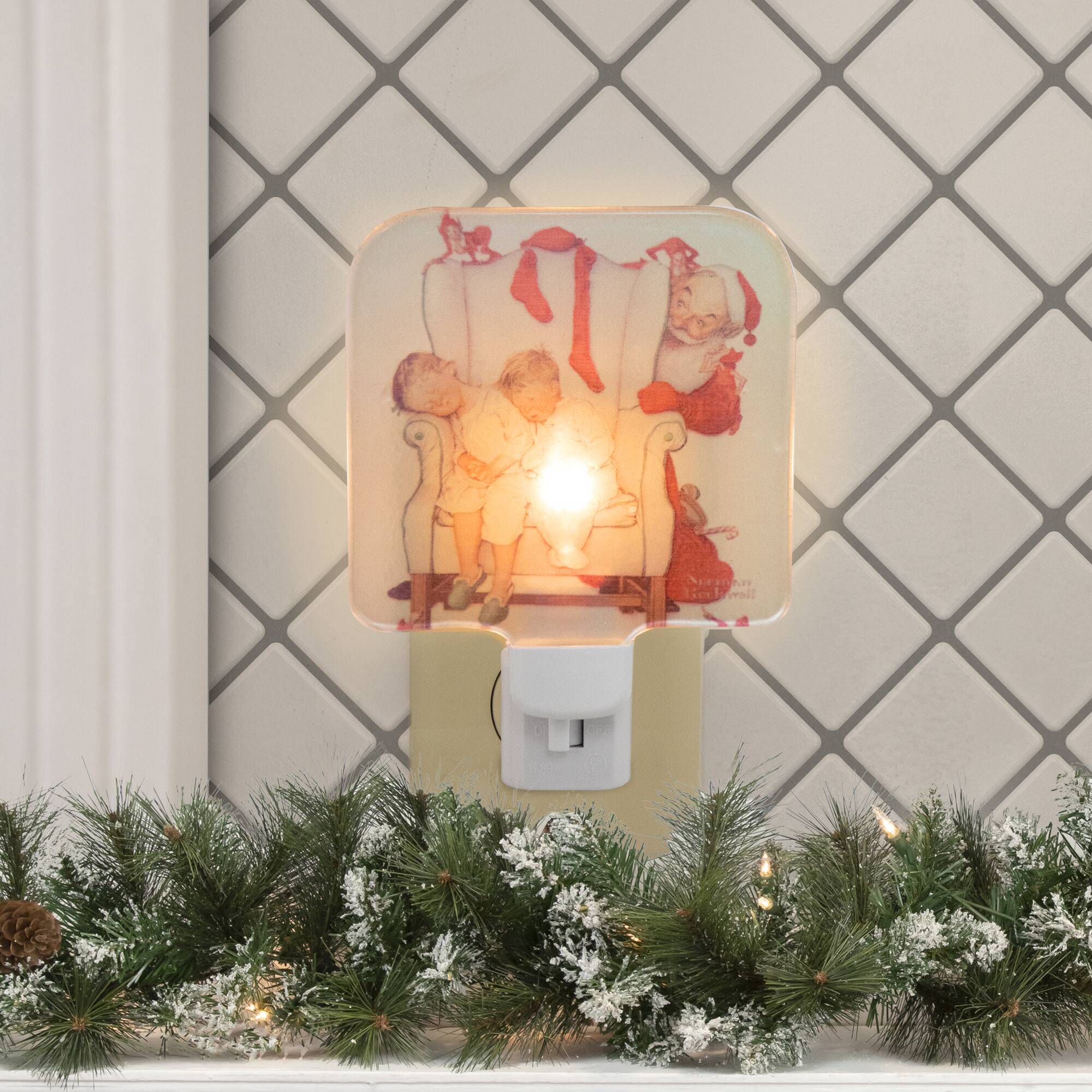 6" Norman Rockwell 'Santa Looking at Two Sleeping Children' Glass Christmas Night Light