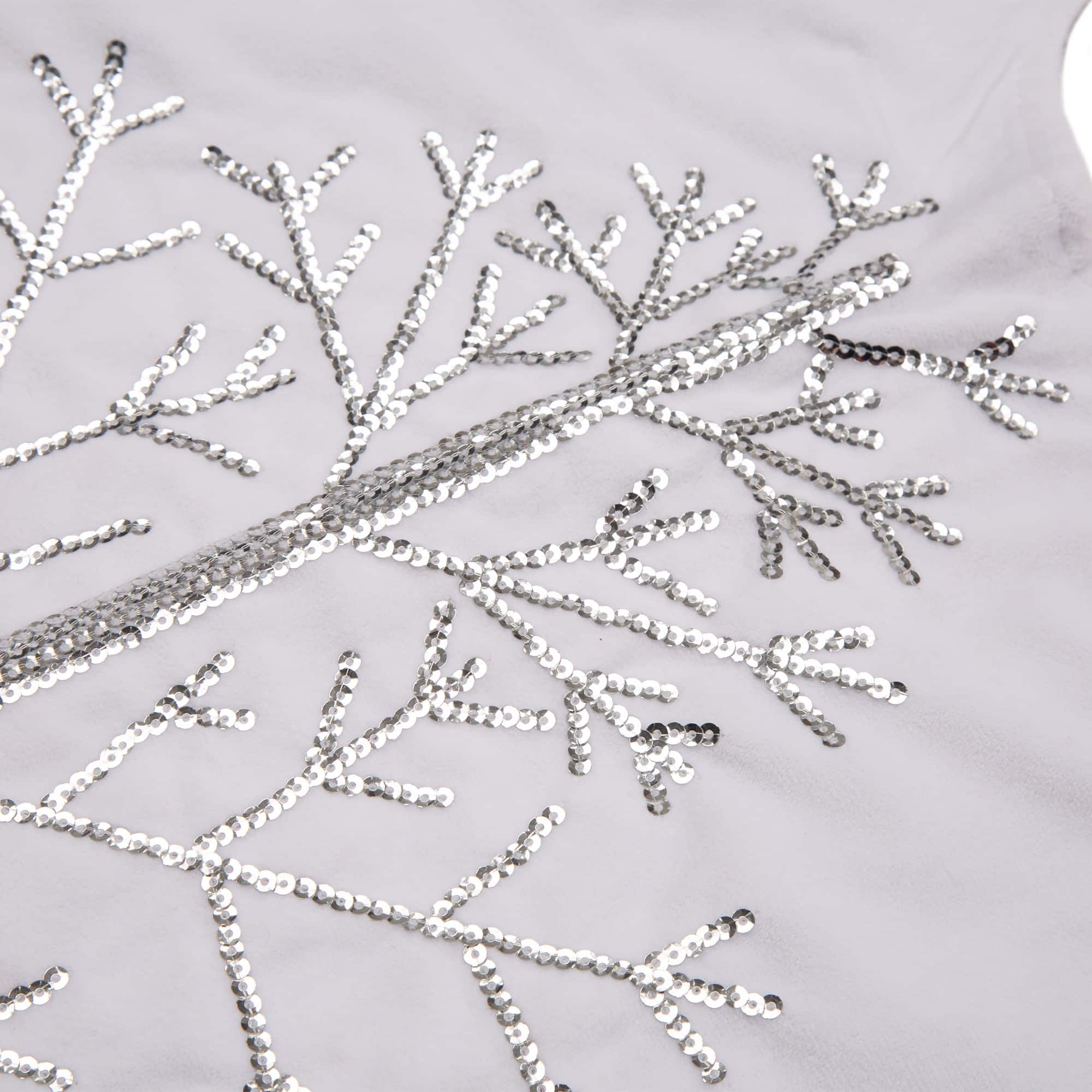 Glitzhome® White Fleece Christmas Stocking & Tree Skirt Set