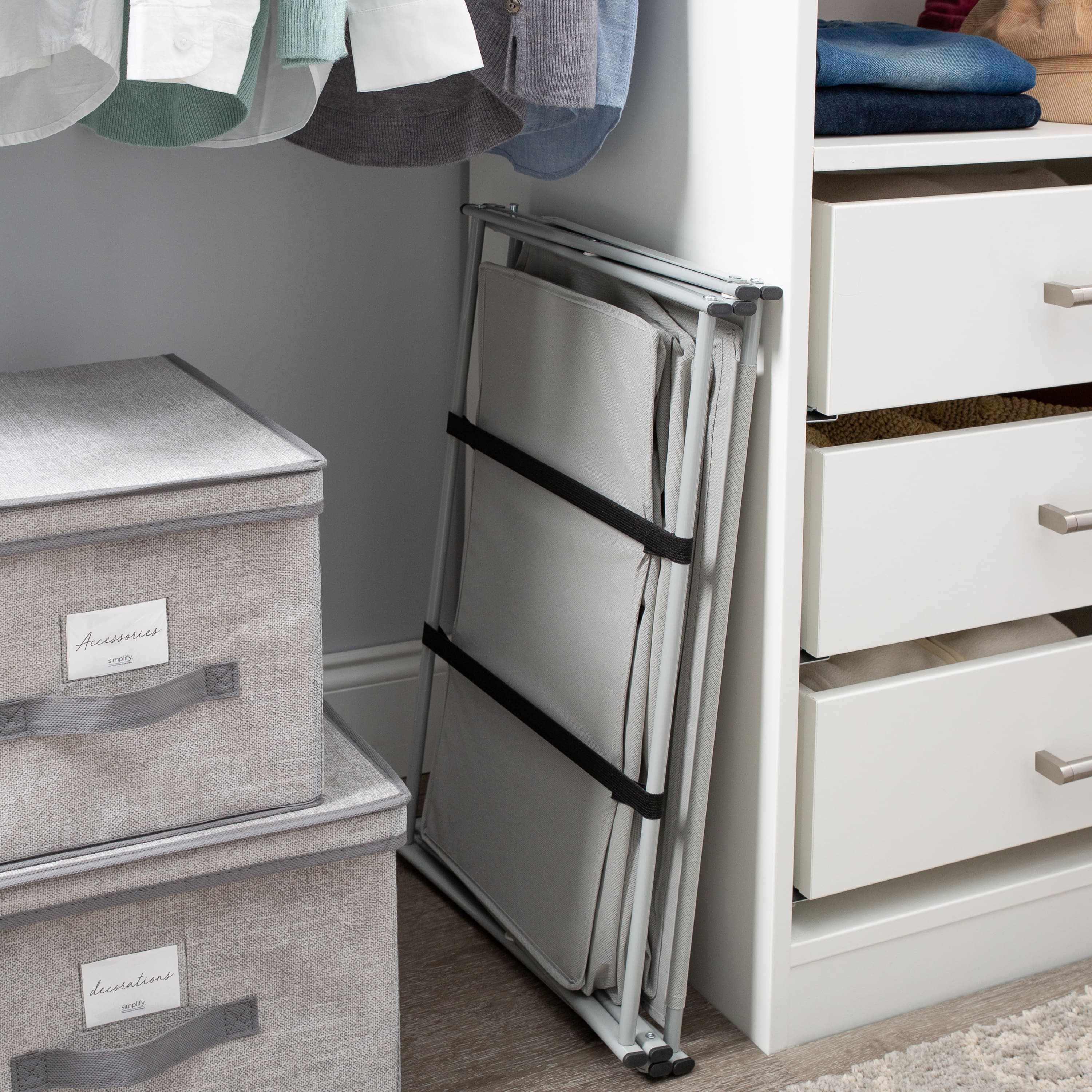 Simplify Gray 9-Grid Collapsible Shoe Rack