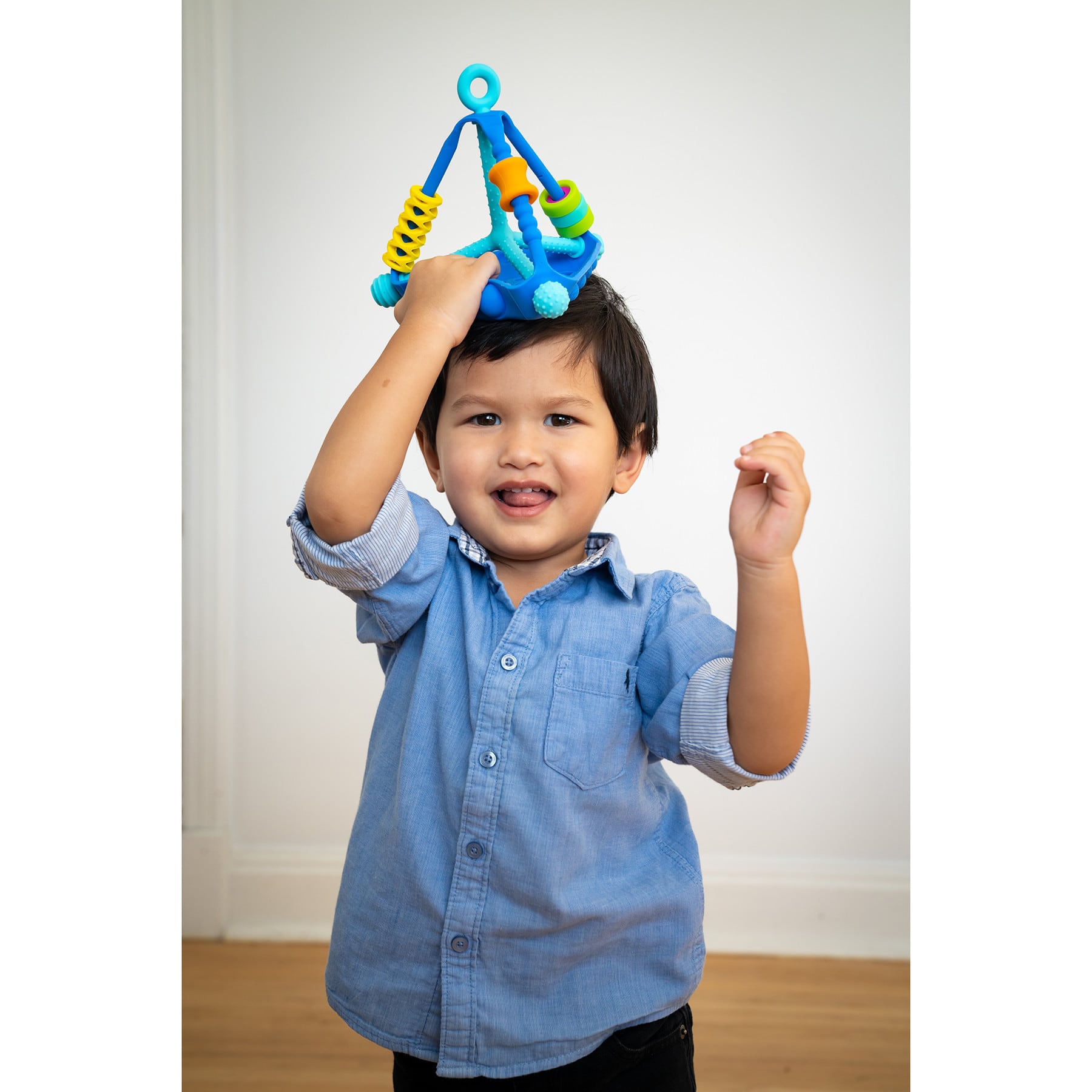 Mobi Wigloo® 8" Activity Toy