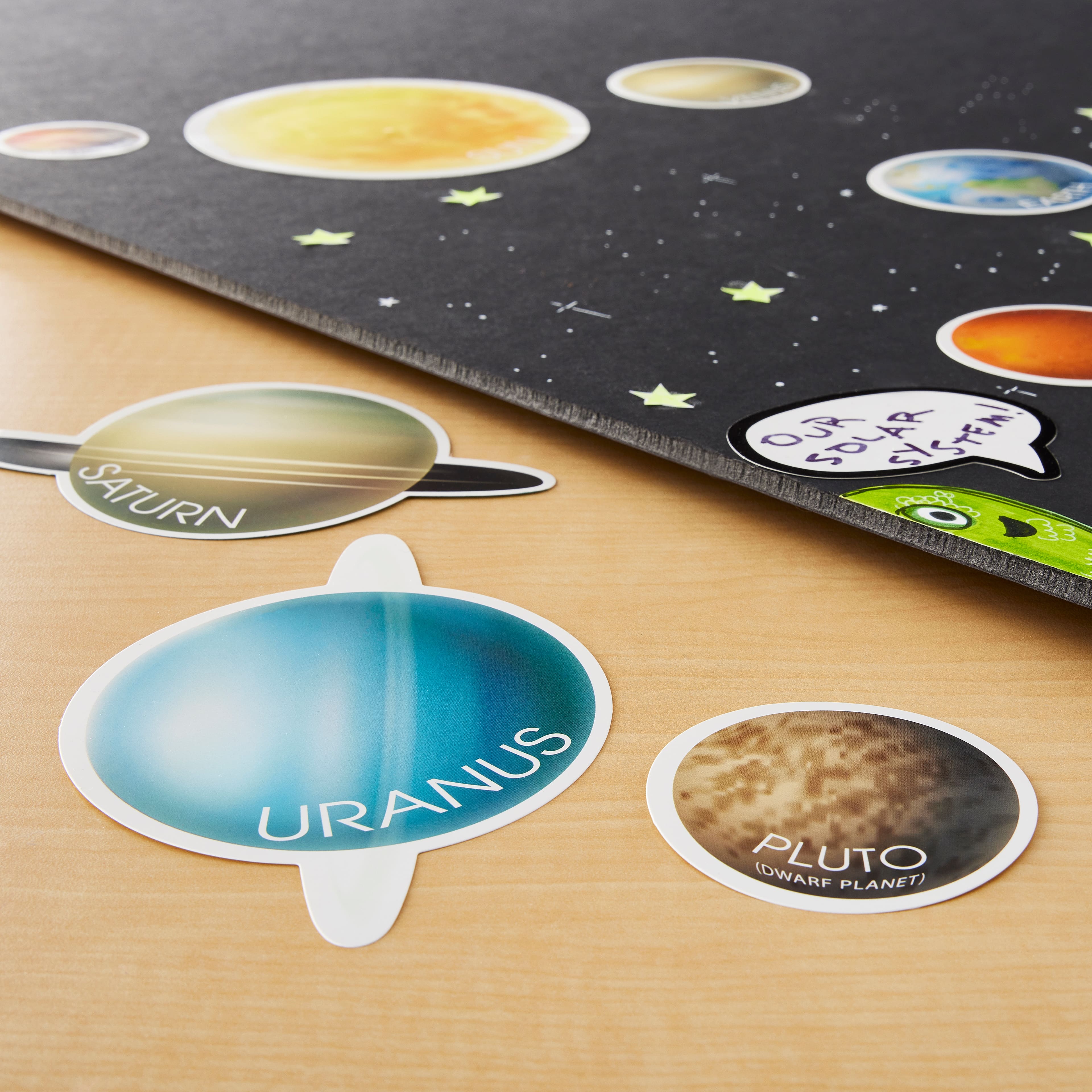 Die Cut Planet Accents, 10ct. by B2C®
