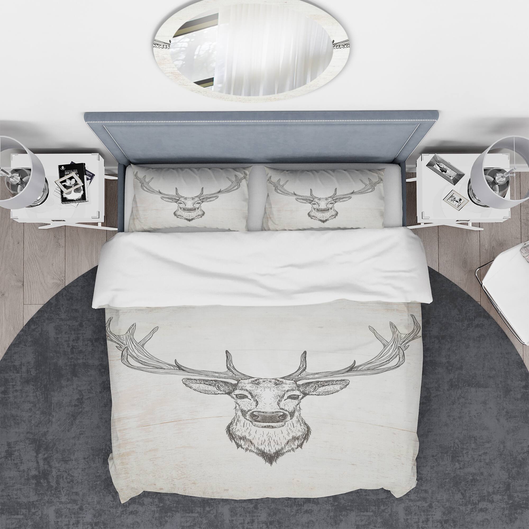 Designart 'Deer Wild and Beautiful II' Farmhouse Bedding Set - Duvet Cover & Shams
