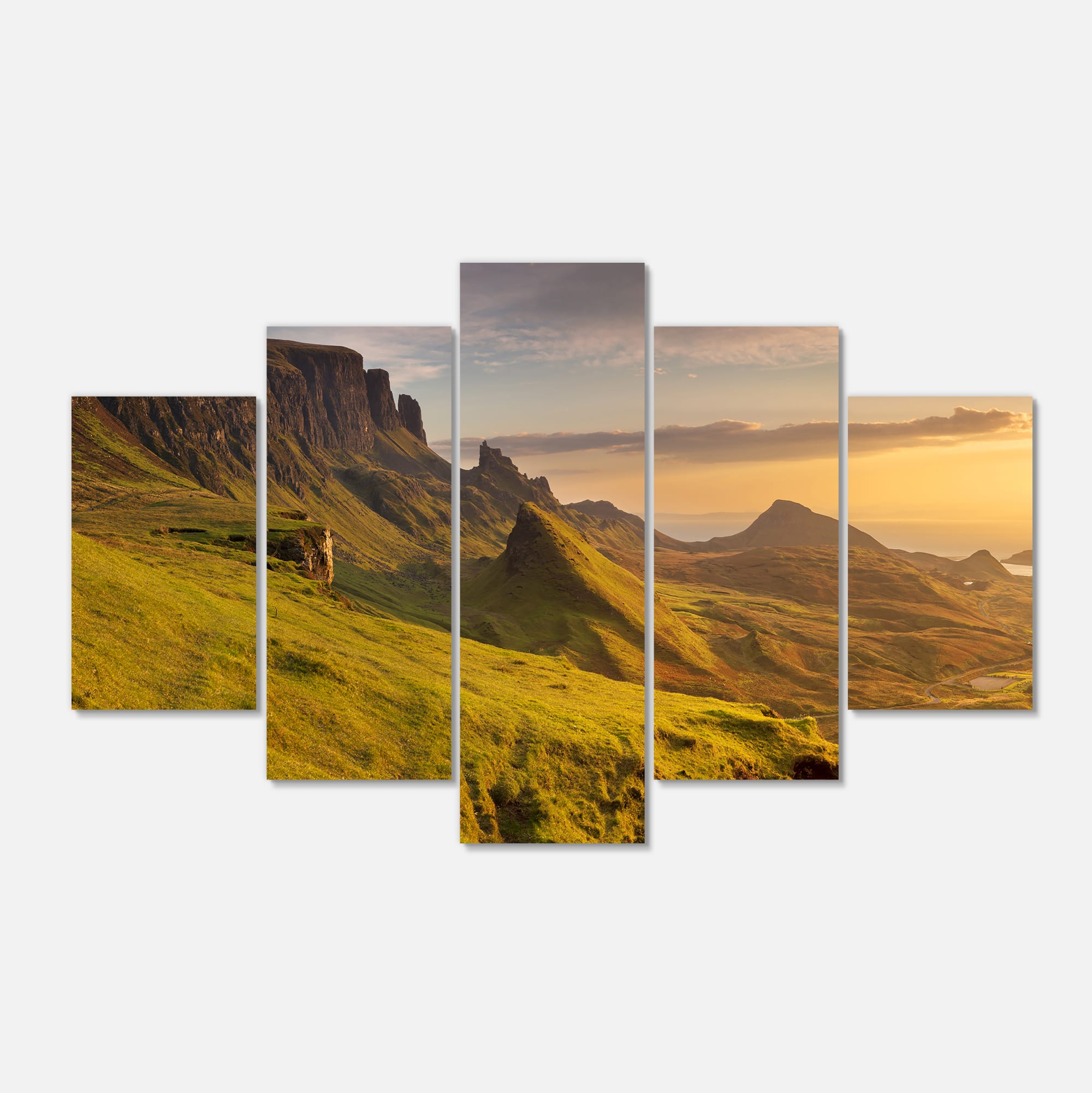 Designart - Sunrise at Quiraing Scotland