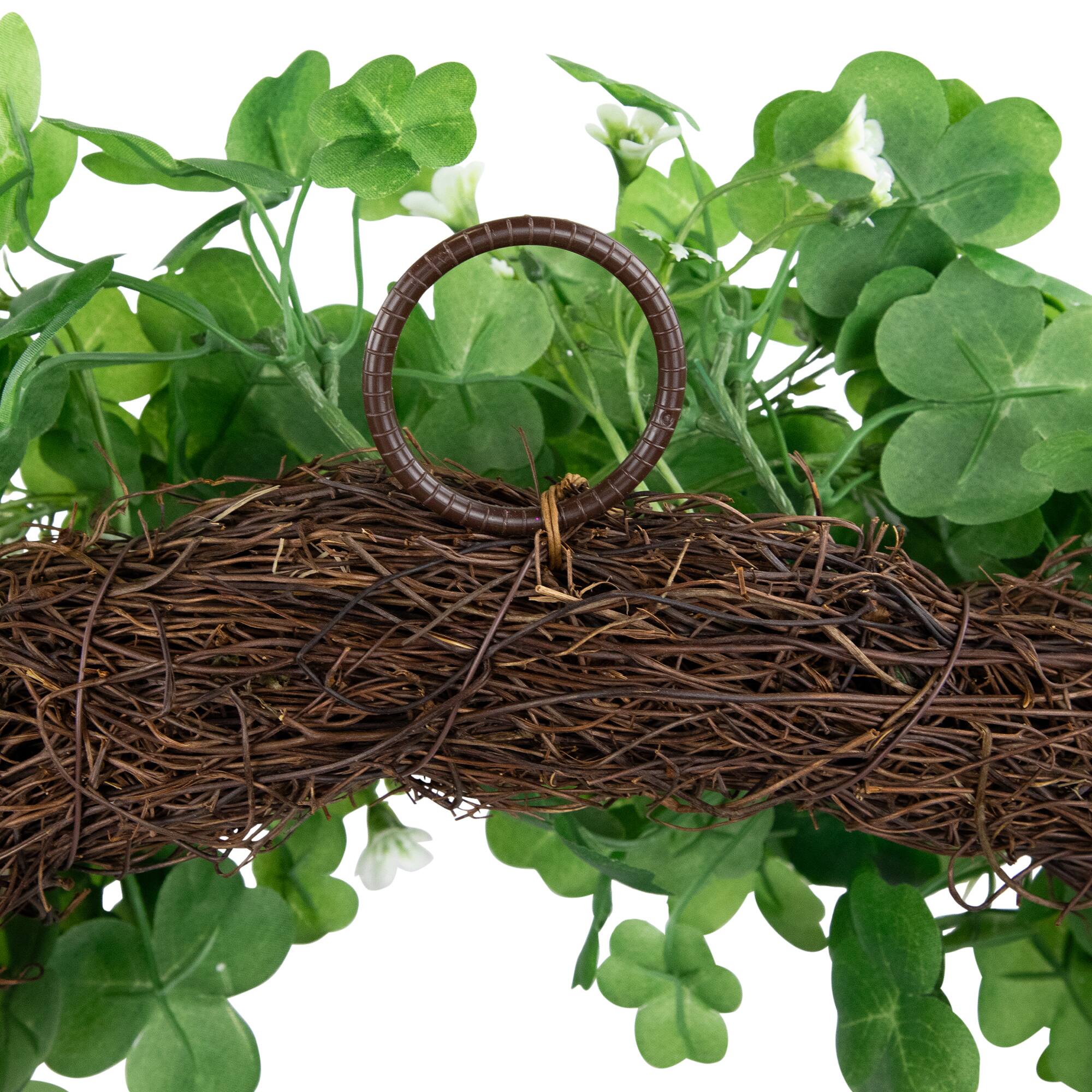 20" Shamrock Welcome St. Patrick's Day Twig Wreath