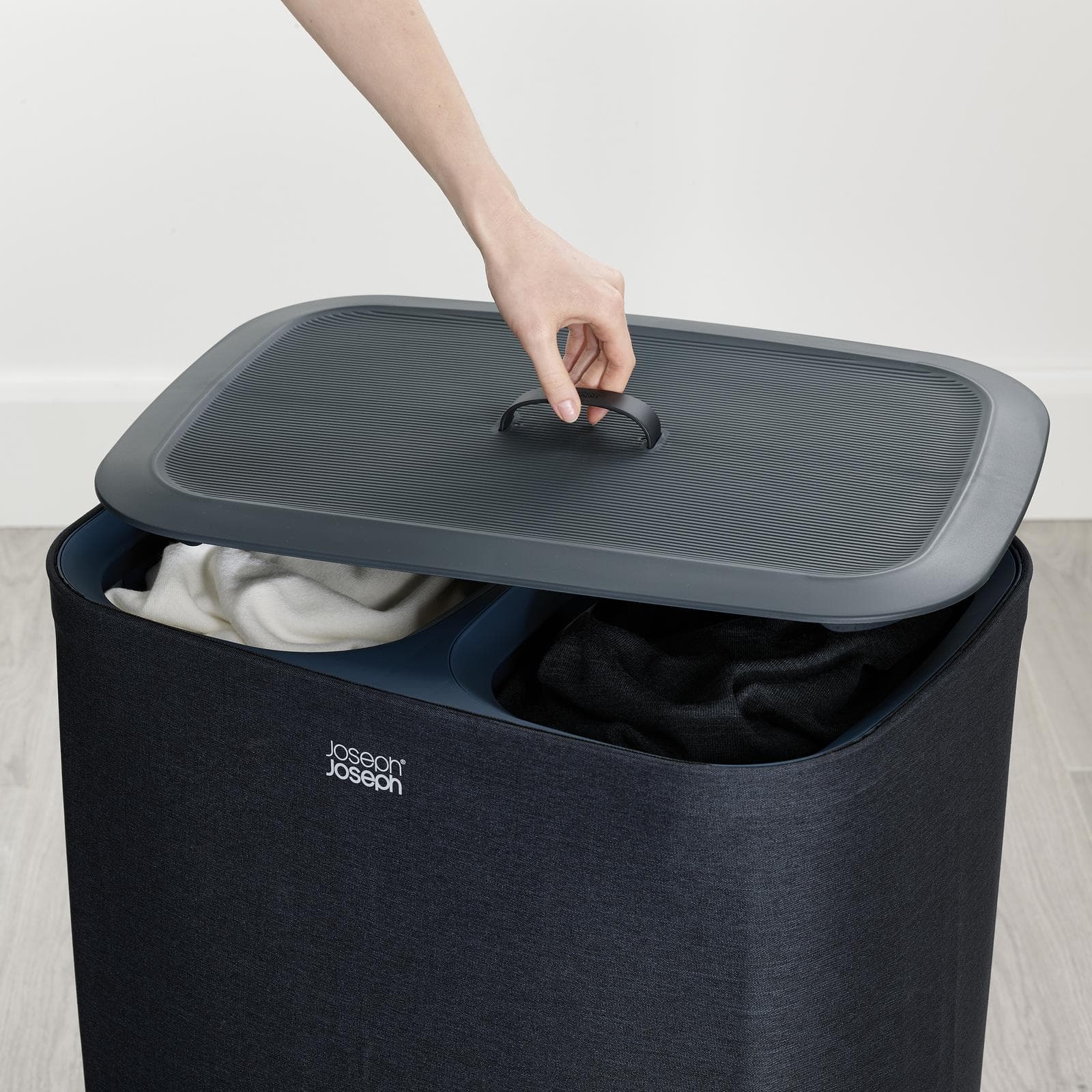Joseph Joseph Tota 90L Laundry Separation Basket