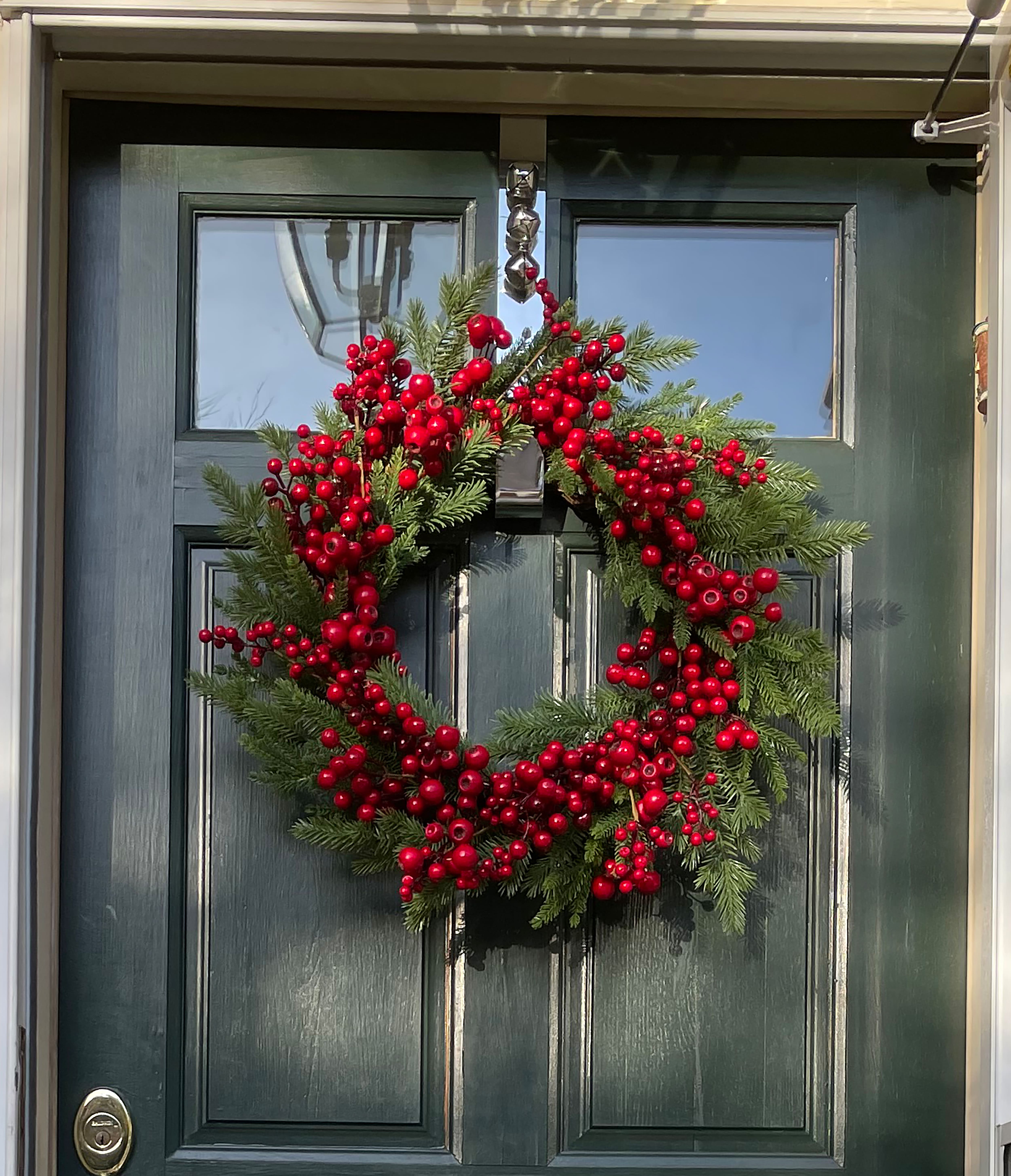 16" Metal Wreath Hanger with Jingle Bells
