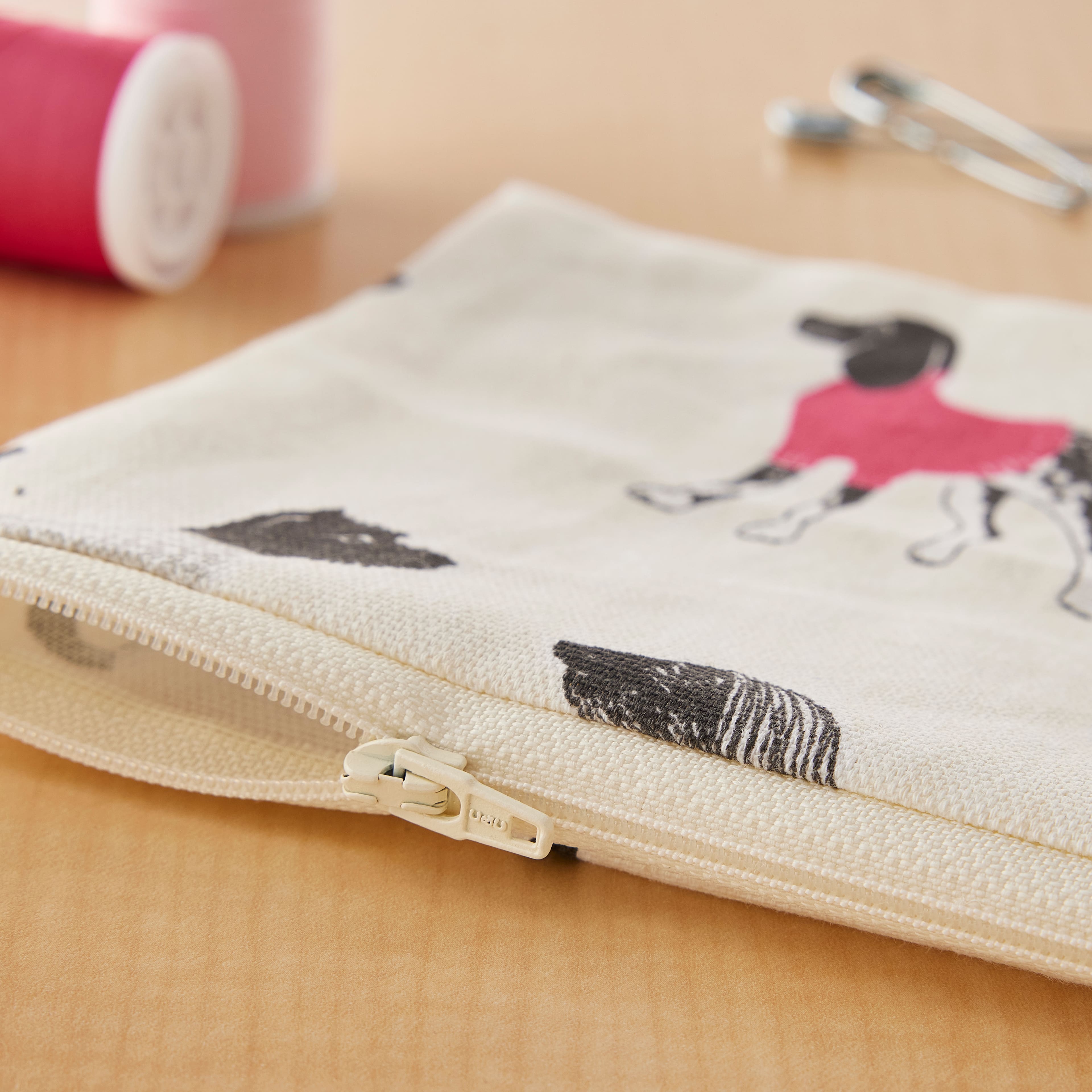 12 Pack: Coats & Clark 22" Polyester All Purpose Zipper