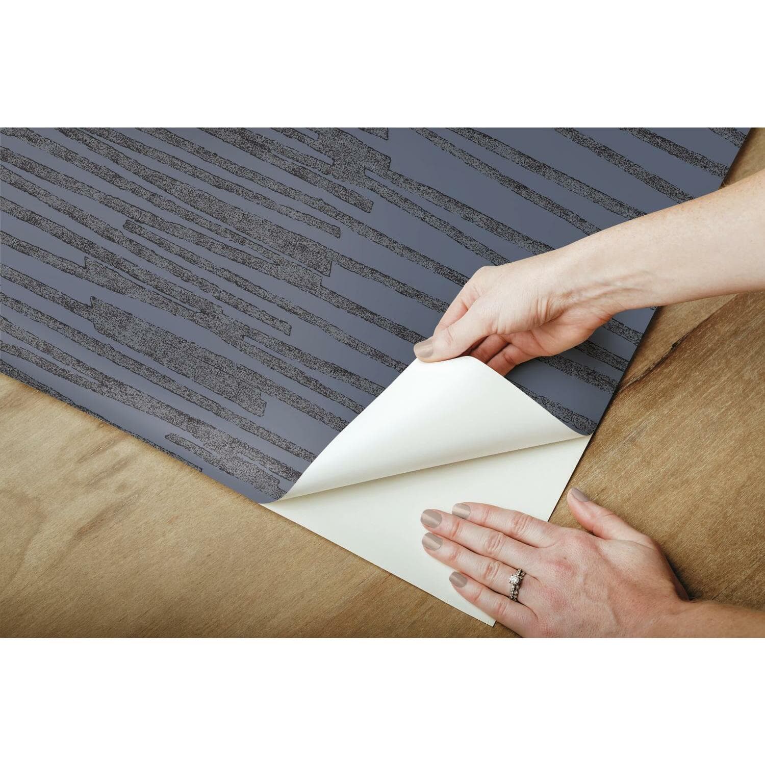 RoomMates Burundi Thatch Peel & Stick Wallpaper