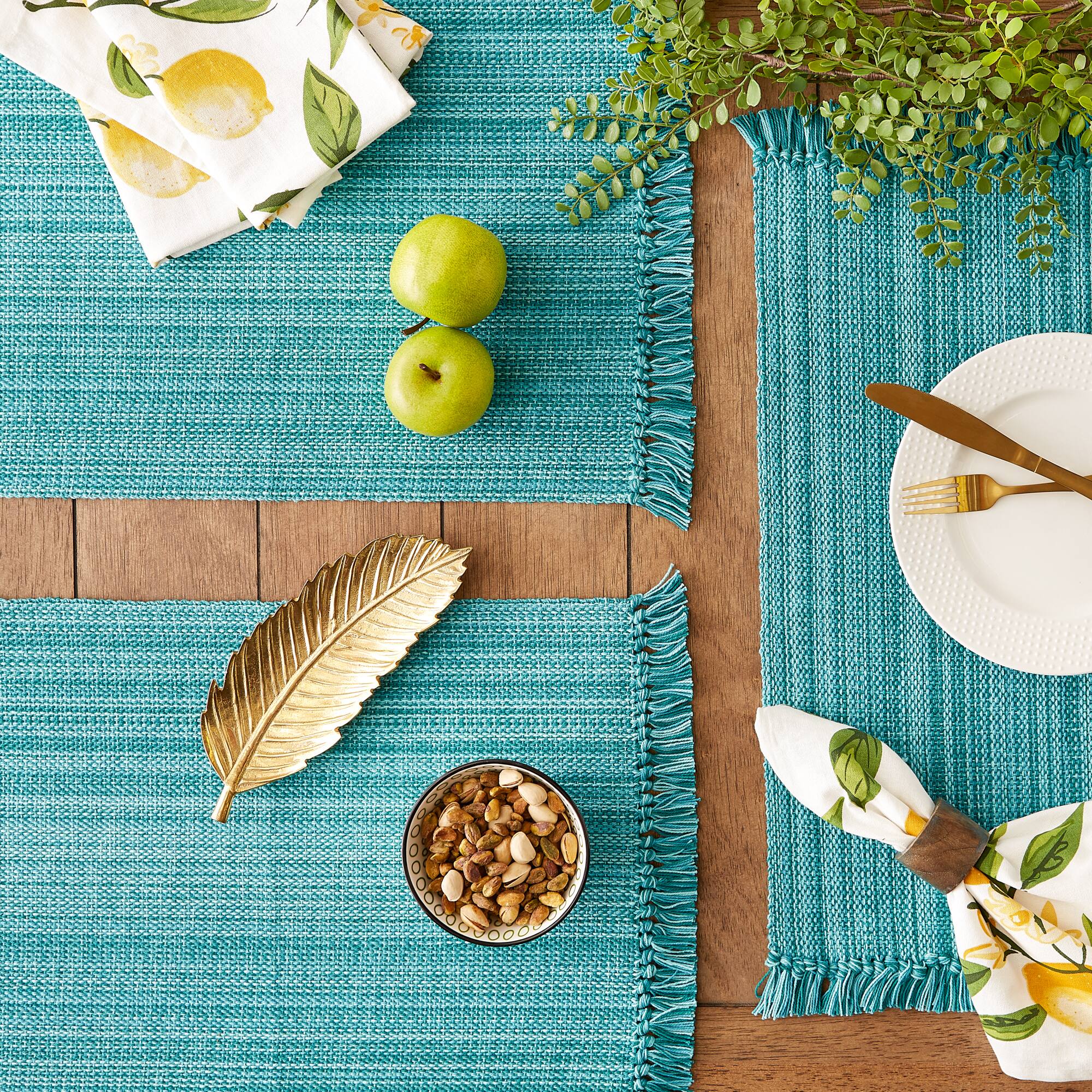 DII® Variegated Fringe Cotton Placemats
