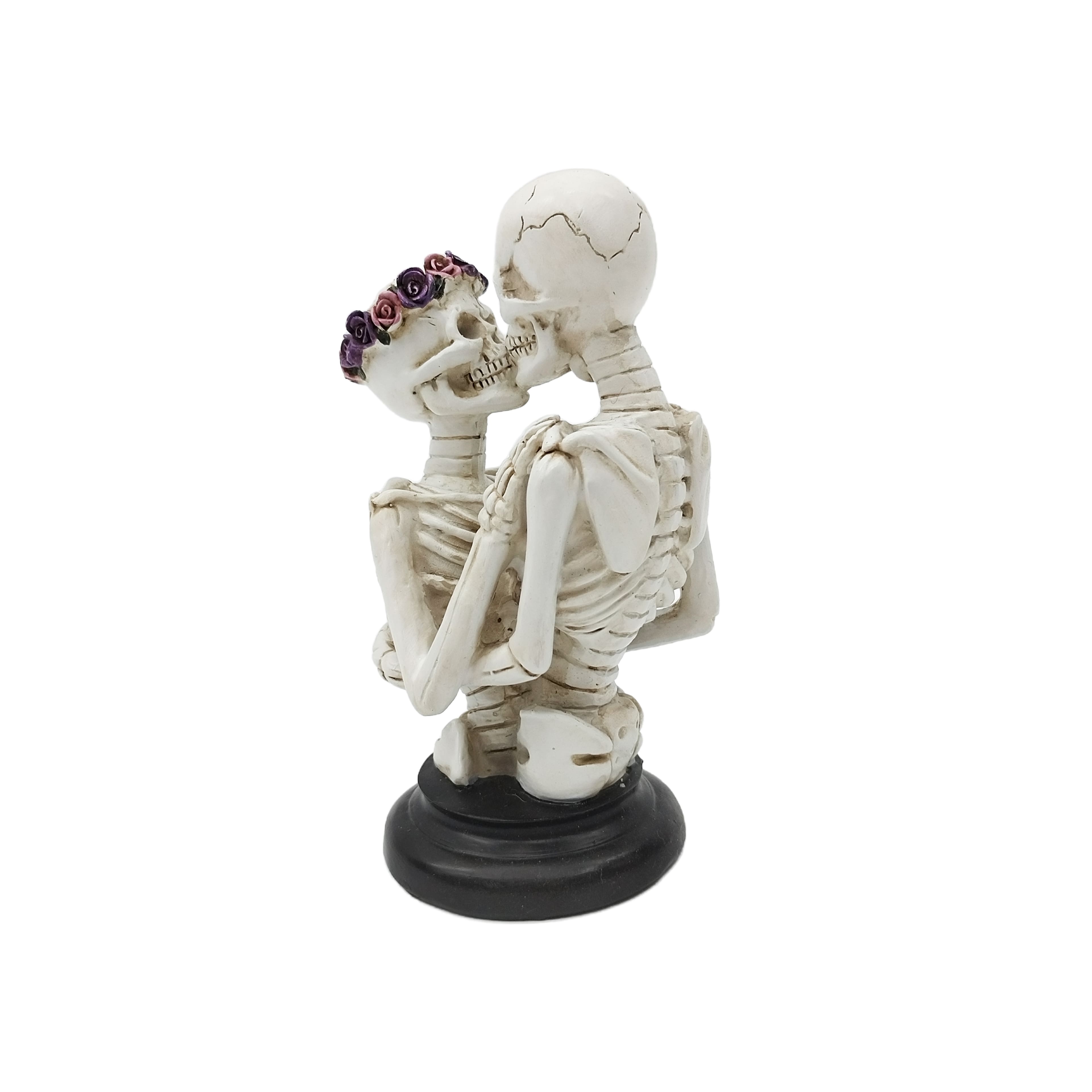 6.7" Kissing Skeletons Tabletop Décor by Ashland®